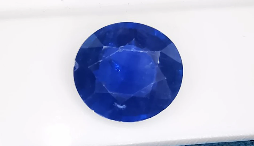 No reserve price - 1 pcs Blue Sapphire - 4.39 ct - Lotus...