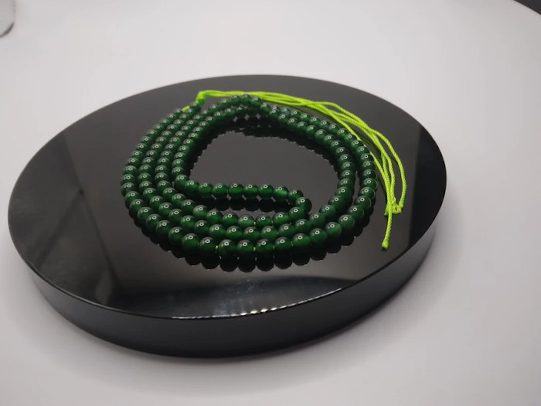 Natural Jade - Intense Green - Round Bead- 53 cm - Chain