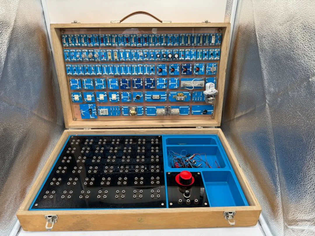 Technical instrument - Netherlands - 2000-2010 - Car...