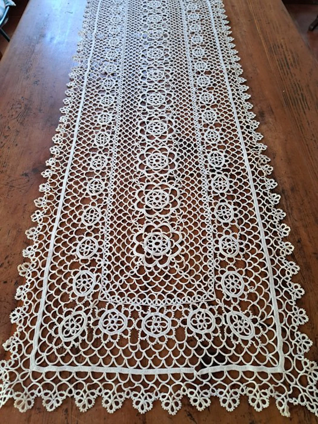 Embroidery - 130 cm - 40 cm