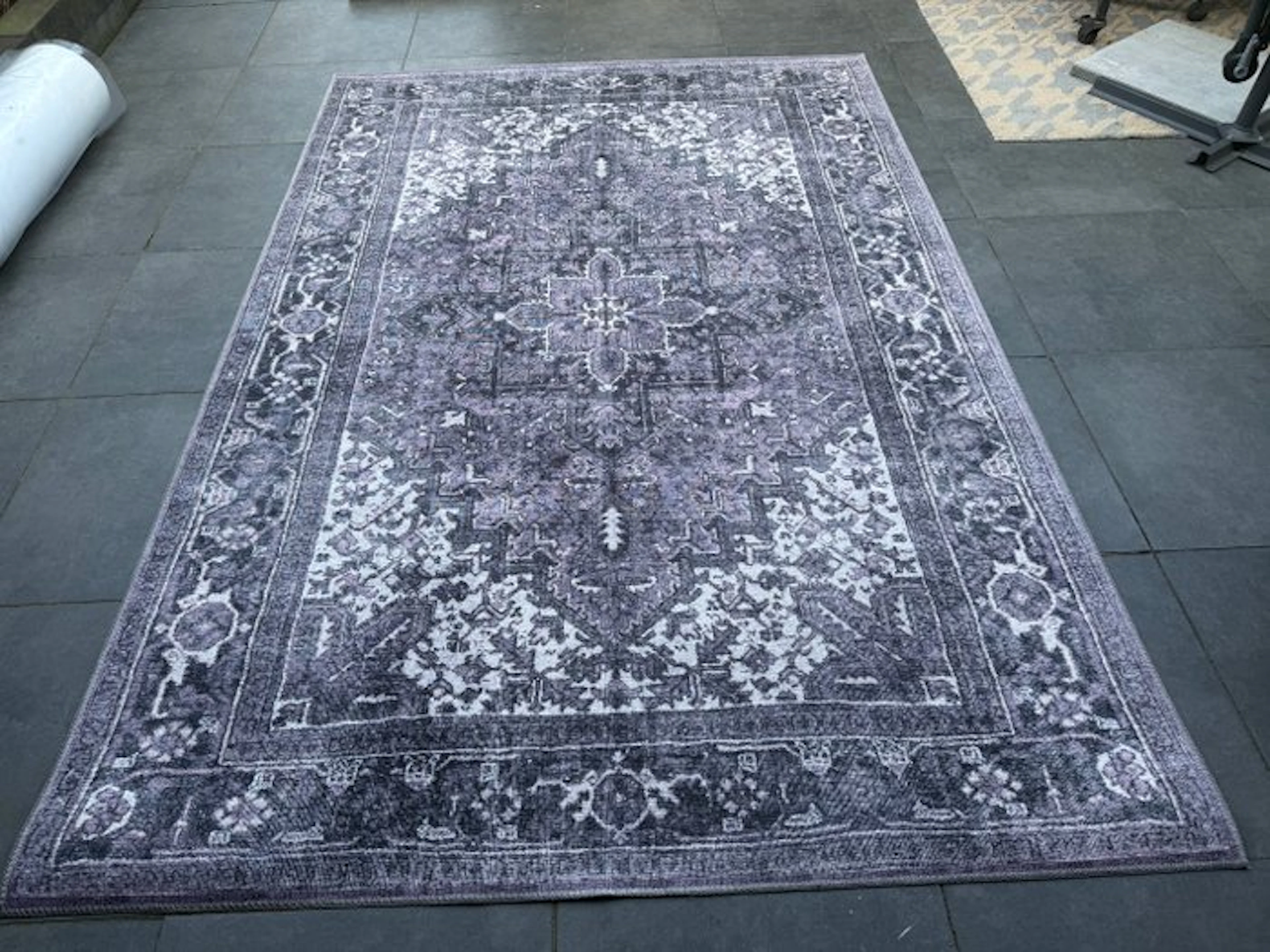 B2B Carpets - Vintage Amethyst - Rug - 290 cm - 200 cm