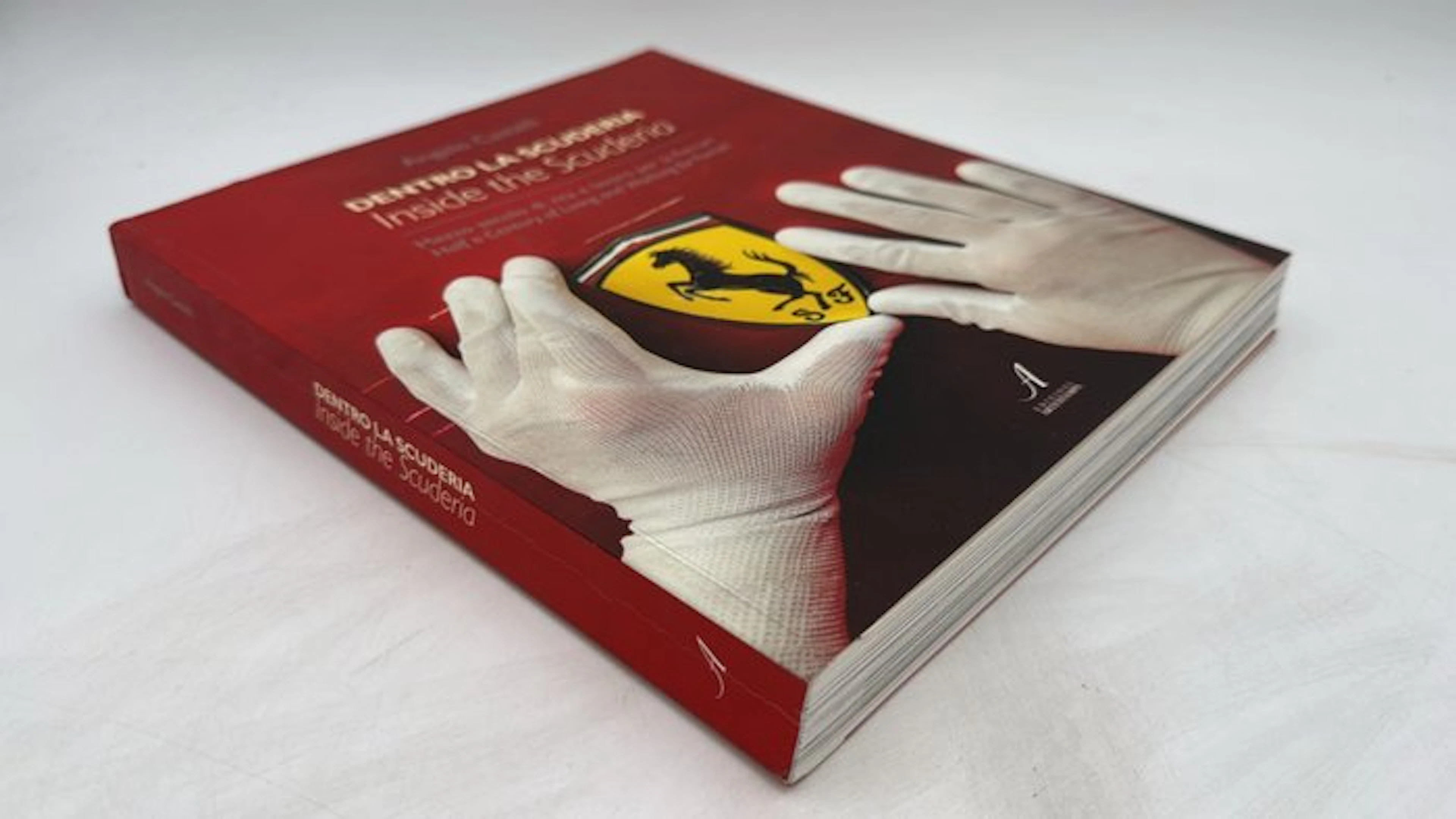 Book - Ferrari - NQKS12 Dentro la Scuderia