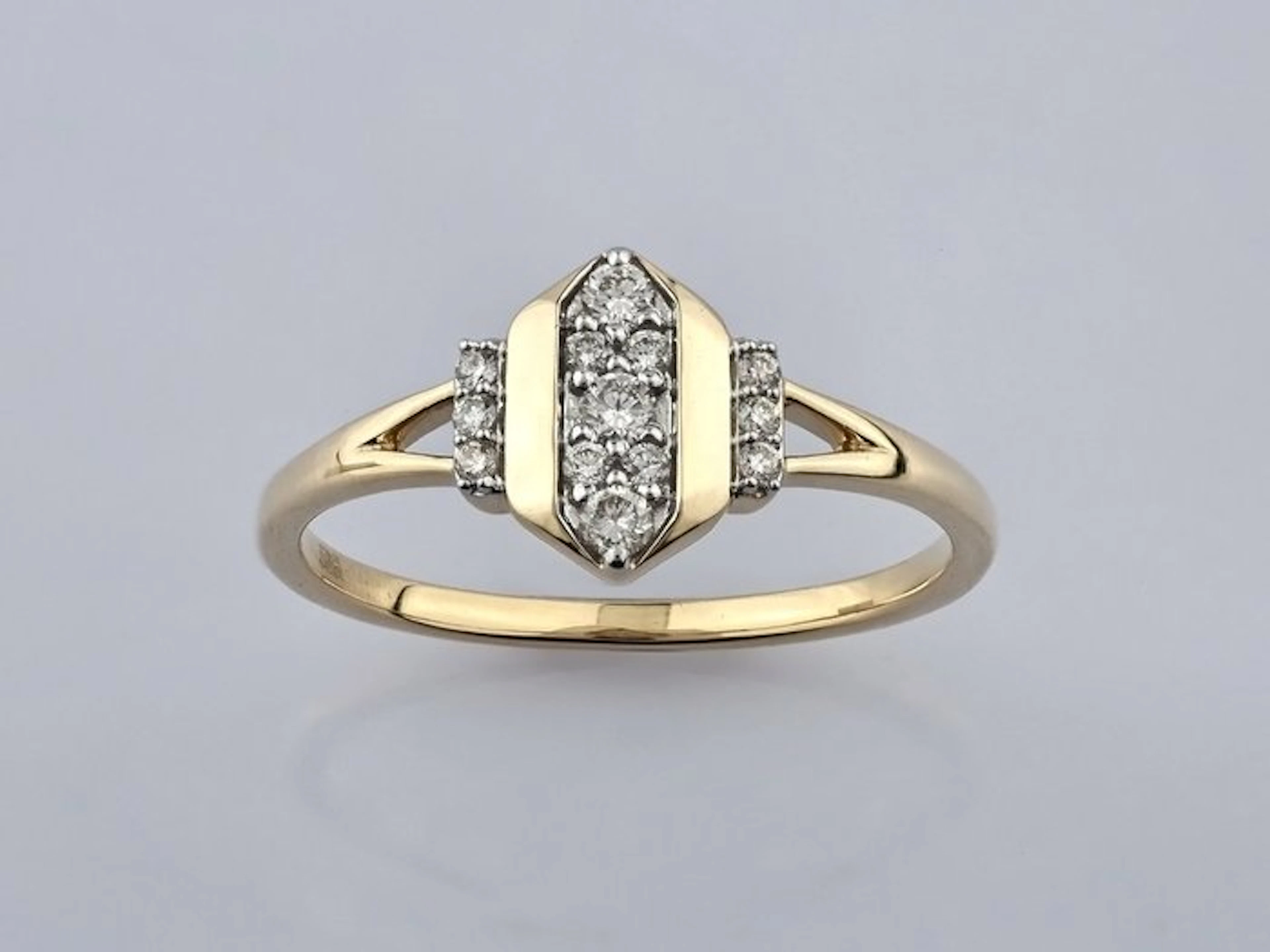 Ring - 14 kt. Yellow gold - 0.17ct. tw. Diamond (Natural)