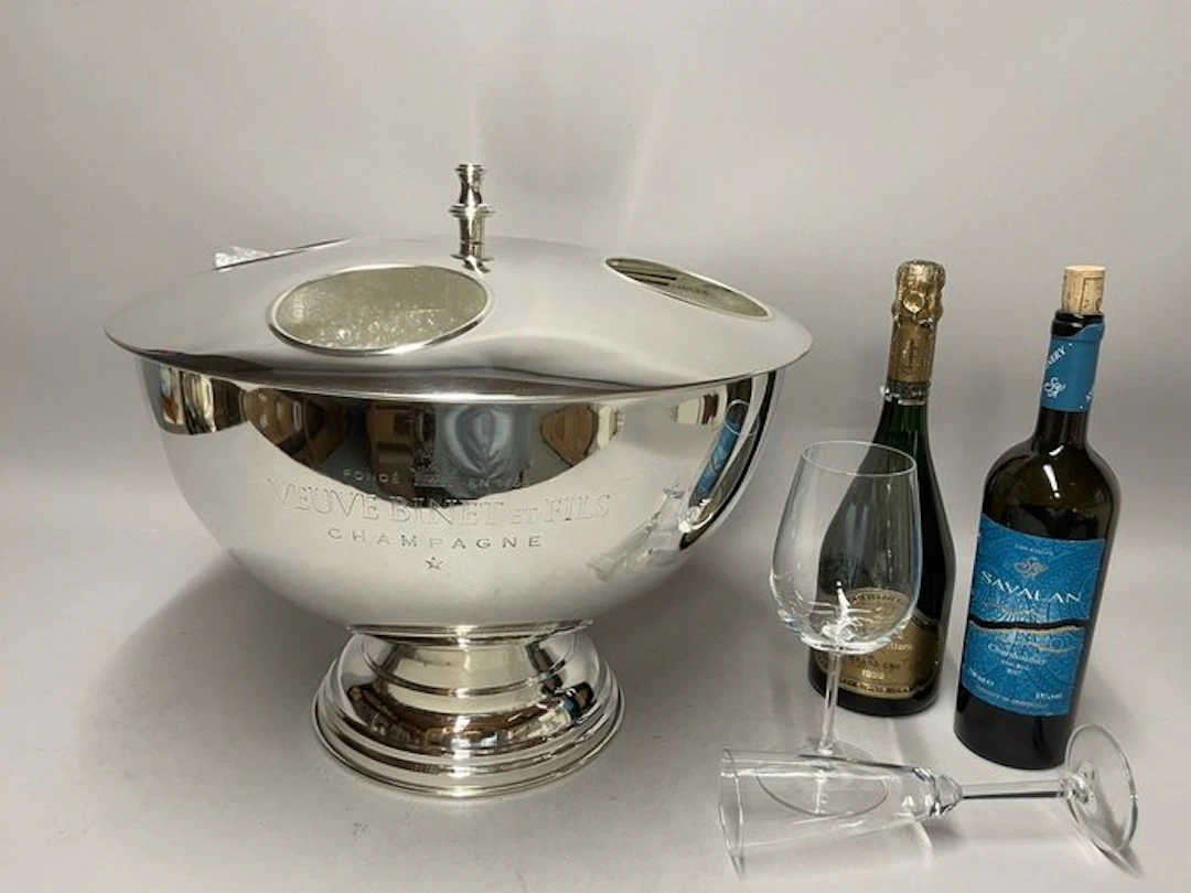 Champagne cooler - Silver Plated brass - for four to seven bottles - with cover