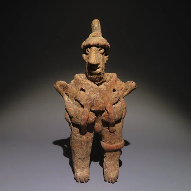 Nayarit, Terracotta Warrior figure. 14 cm H. Rare! With Spanish Export license.