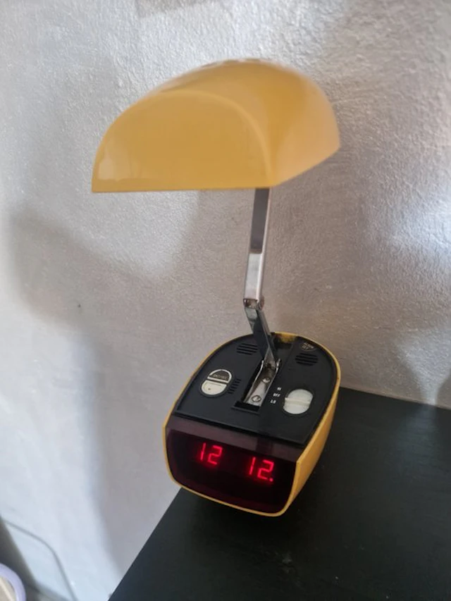 Bedside table lamp - Plastic, Metal