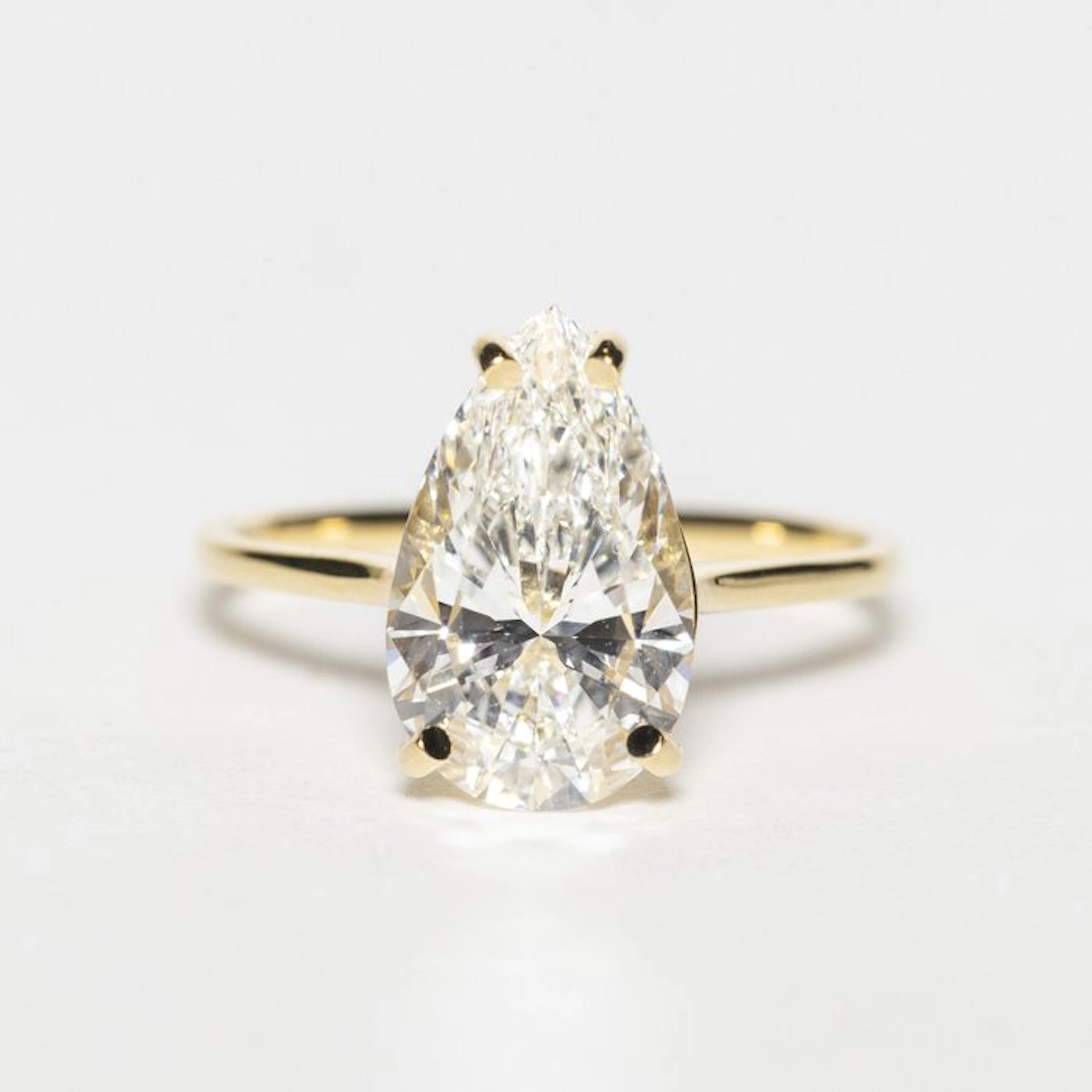Ring - 18 kt. Yellow gold - 3.01ct. tw. Diamond (Lab-grown) - F VS1 2EX