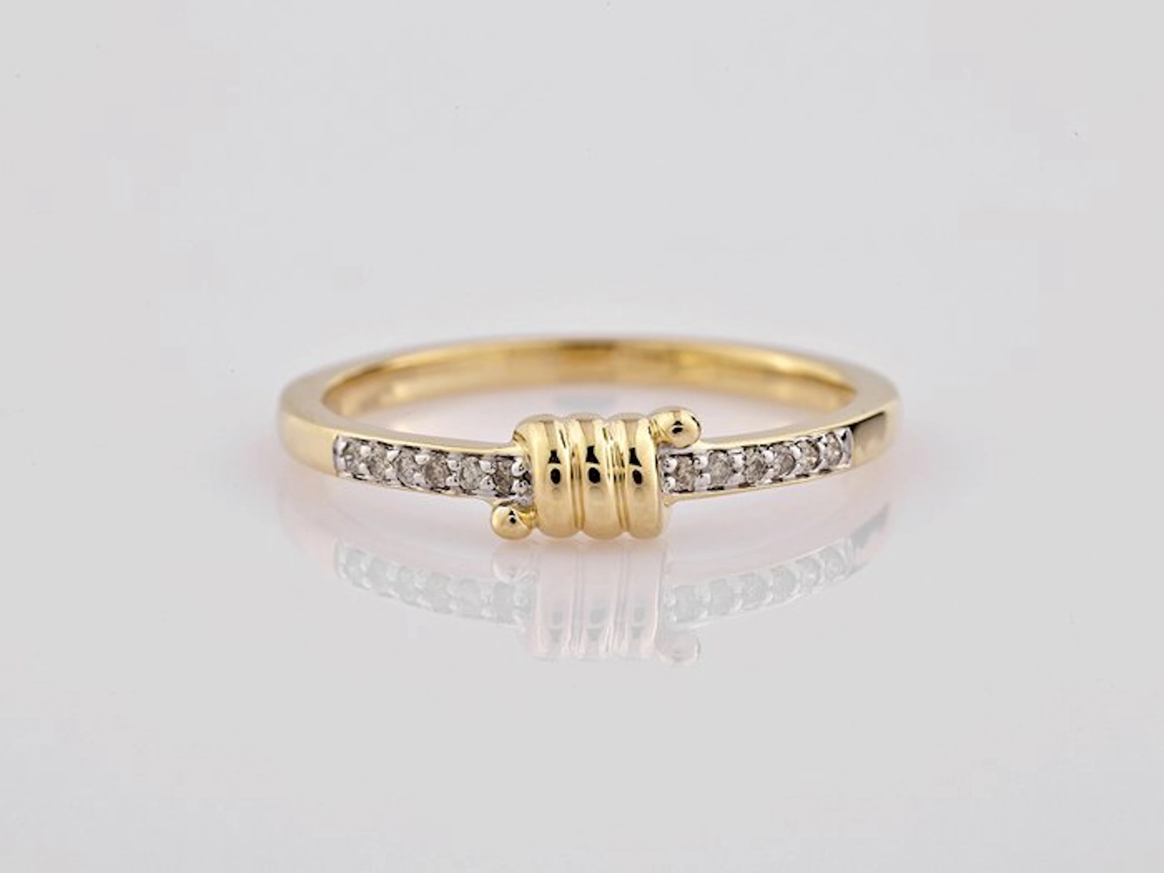 No reserve price - Ring - 14 kt. Yellow gold - 0.06ct. tw. Diamond (Natural)