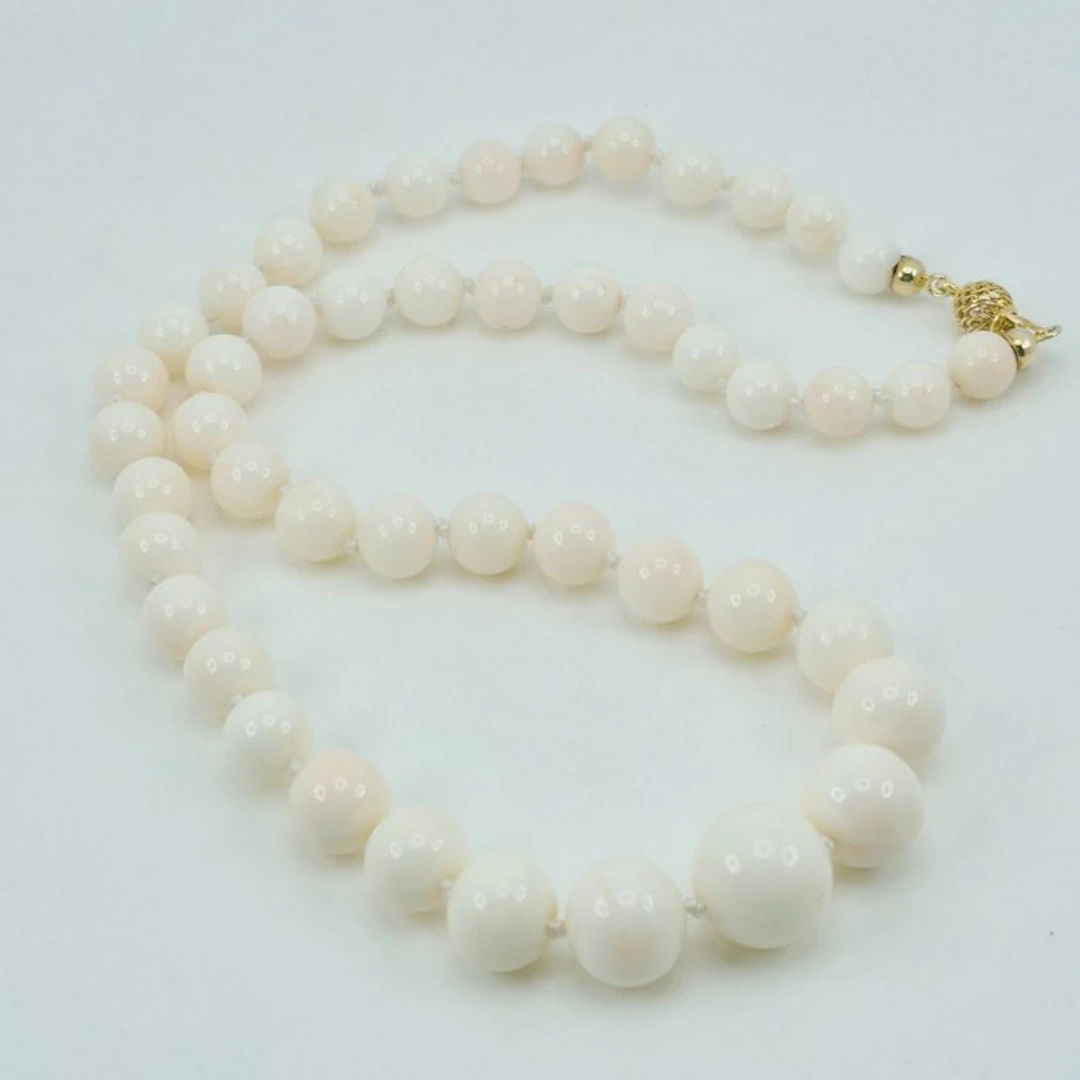 Coral - Silver, Gold-plated - Necklace - White/Pink Coral