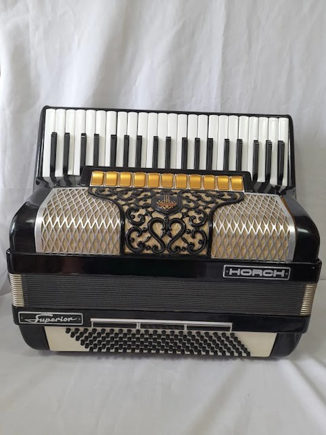 Horch - Superior - - Musical instrument
