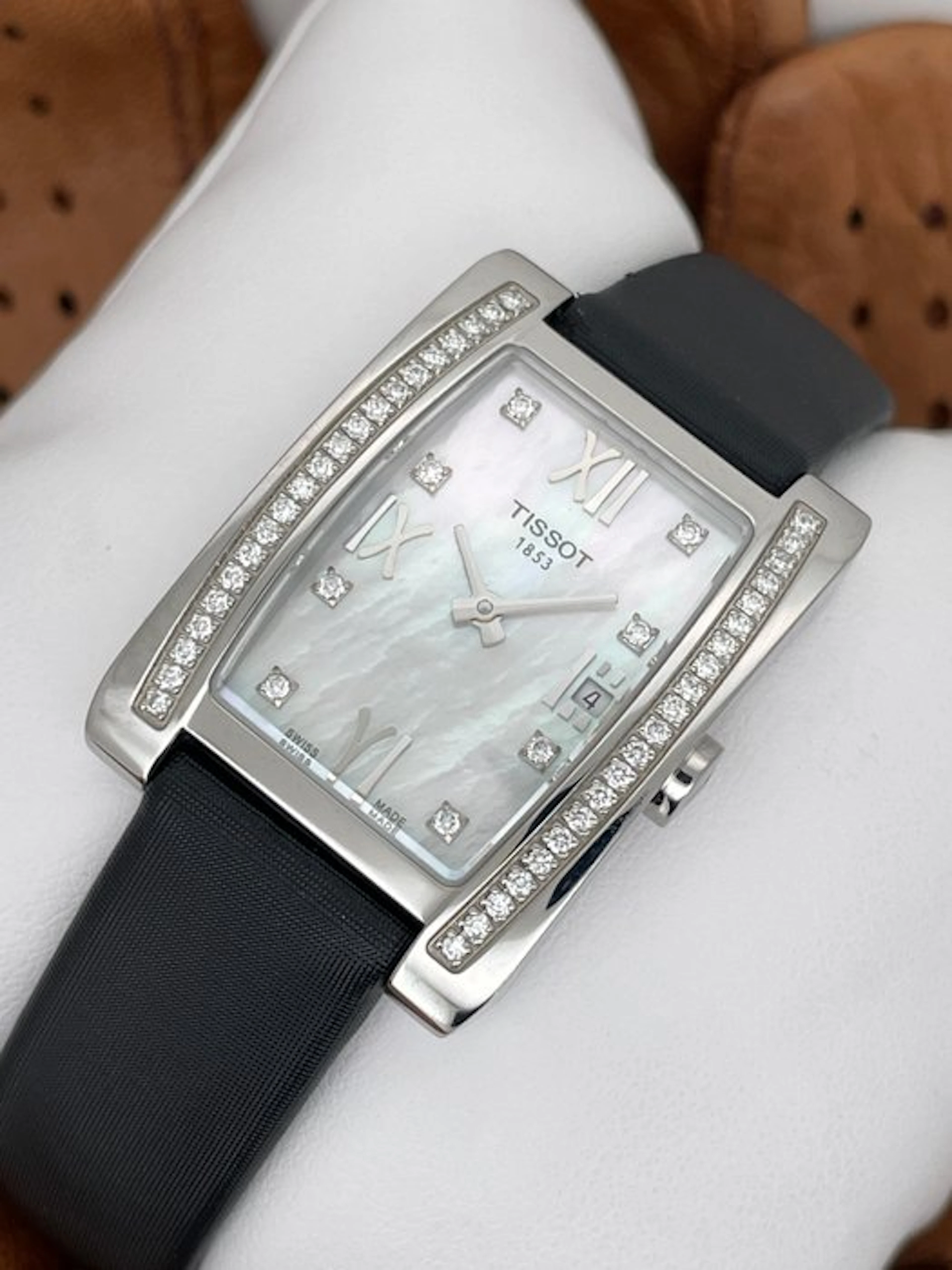 Tissot - Generosi-T Full Diamonds Lady - T0073091611602 - Women - 2020-2025