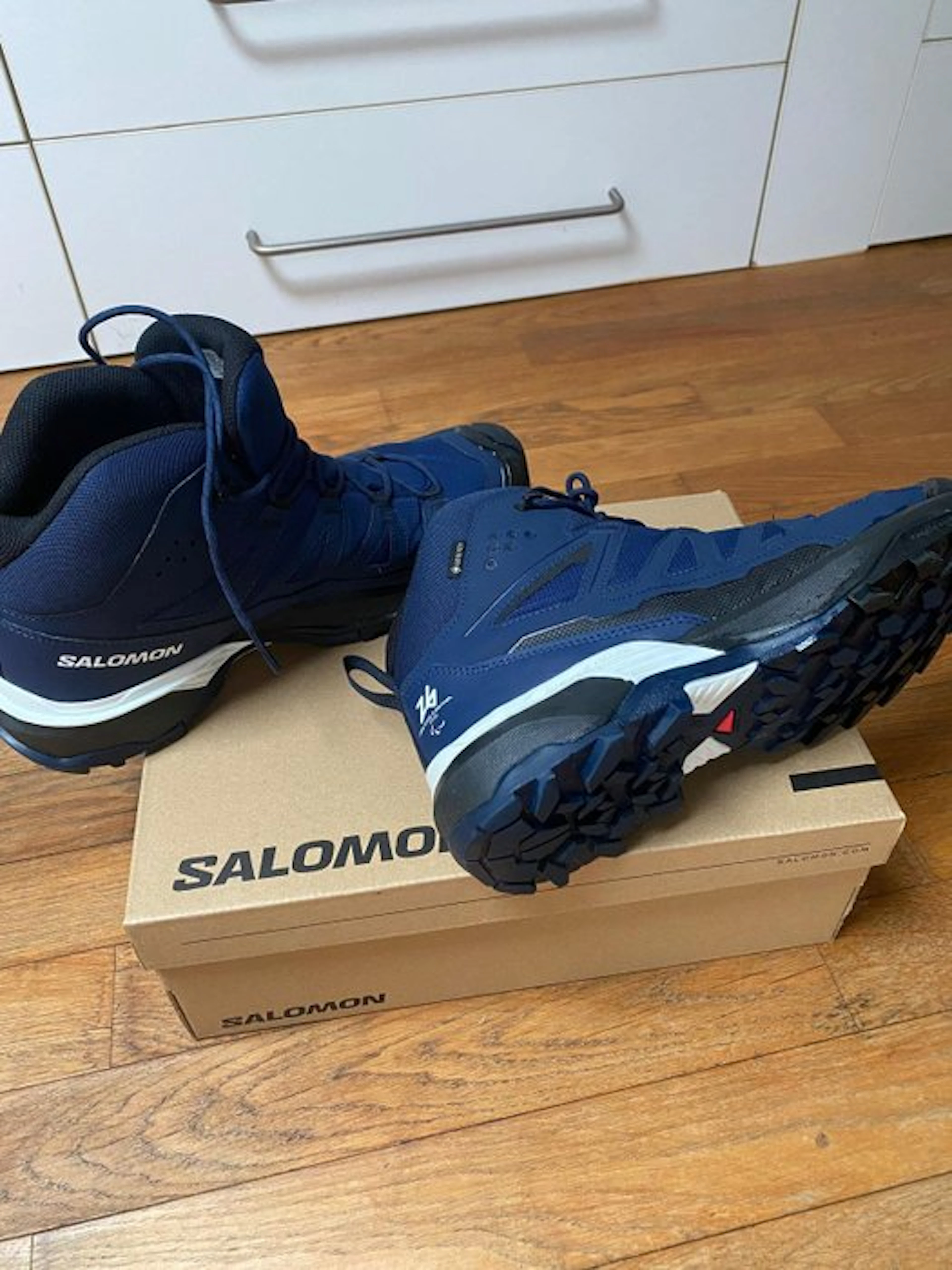 Salomon - GOLD X ULTRA 360 MID GTX - Sneakers - Size: EU 47