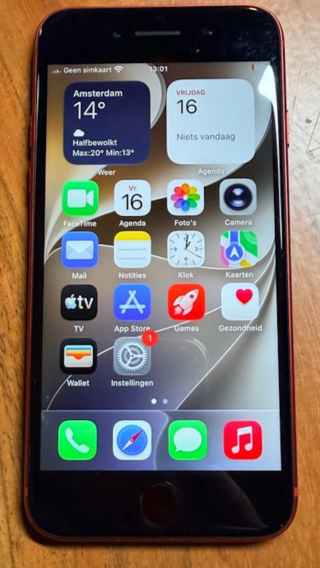 Apple Iphone SE 2nd, nieuw echt leder hoesje, goede staat, IOS 27