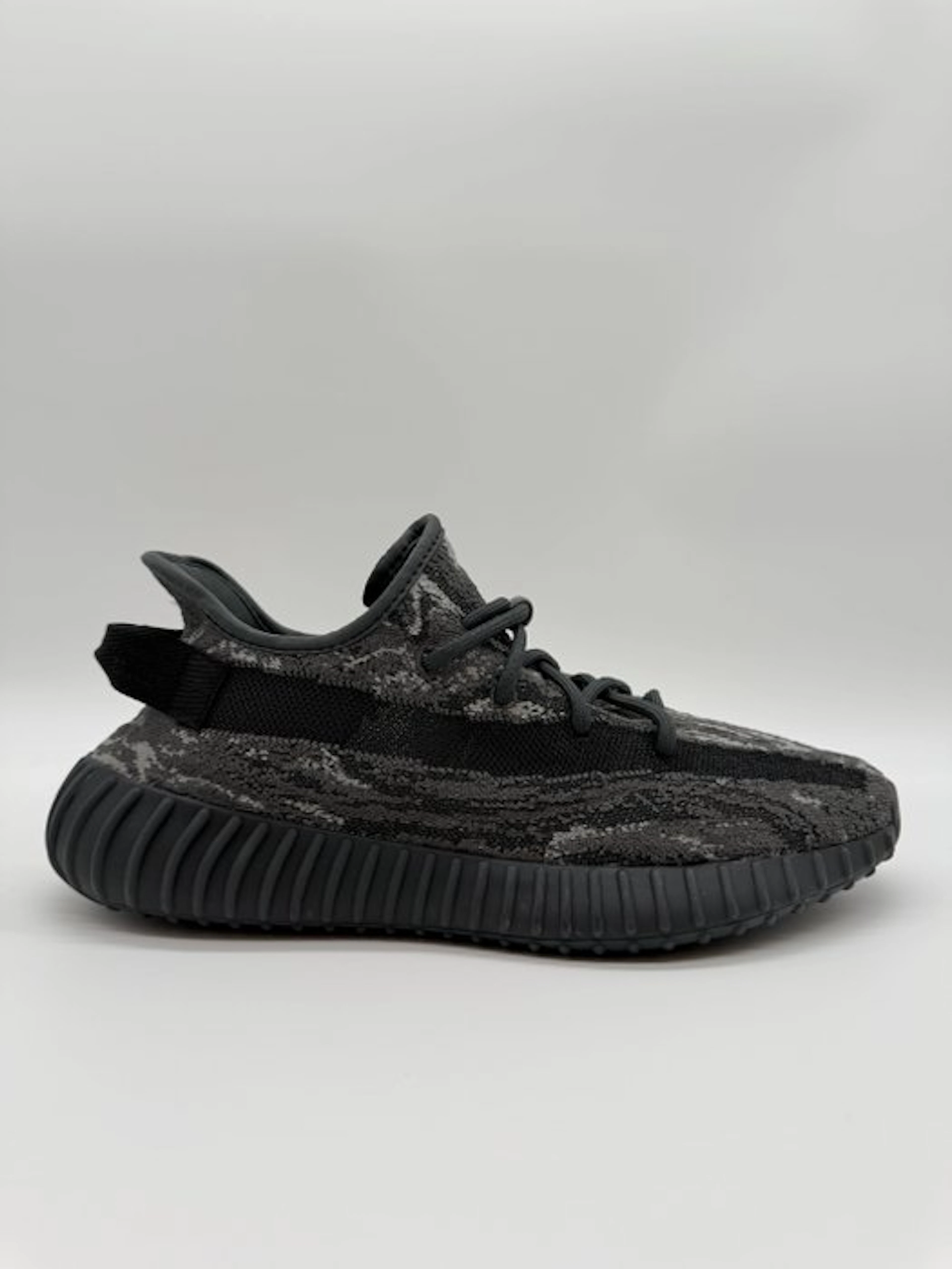 Yeezy X Adidas - Yeezy Boost 350 V2 Dark Salt - Sneakers - Size: EU 44