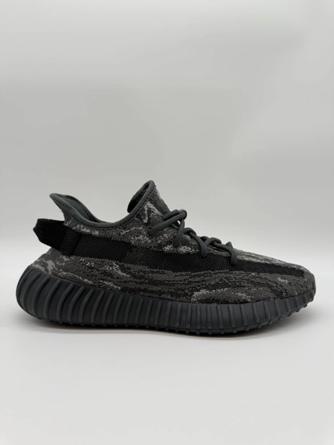 Yeezy X Adidas - Yeezy Boost 350 V2 Dark Salt - Sneakers - Size: EU 44