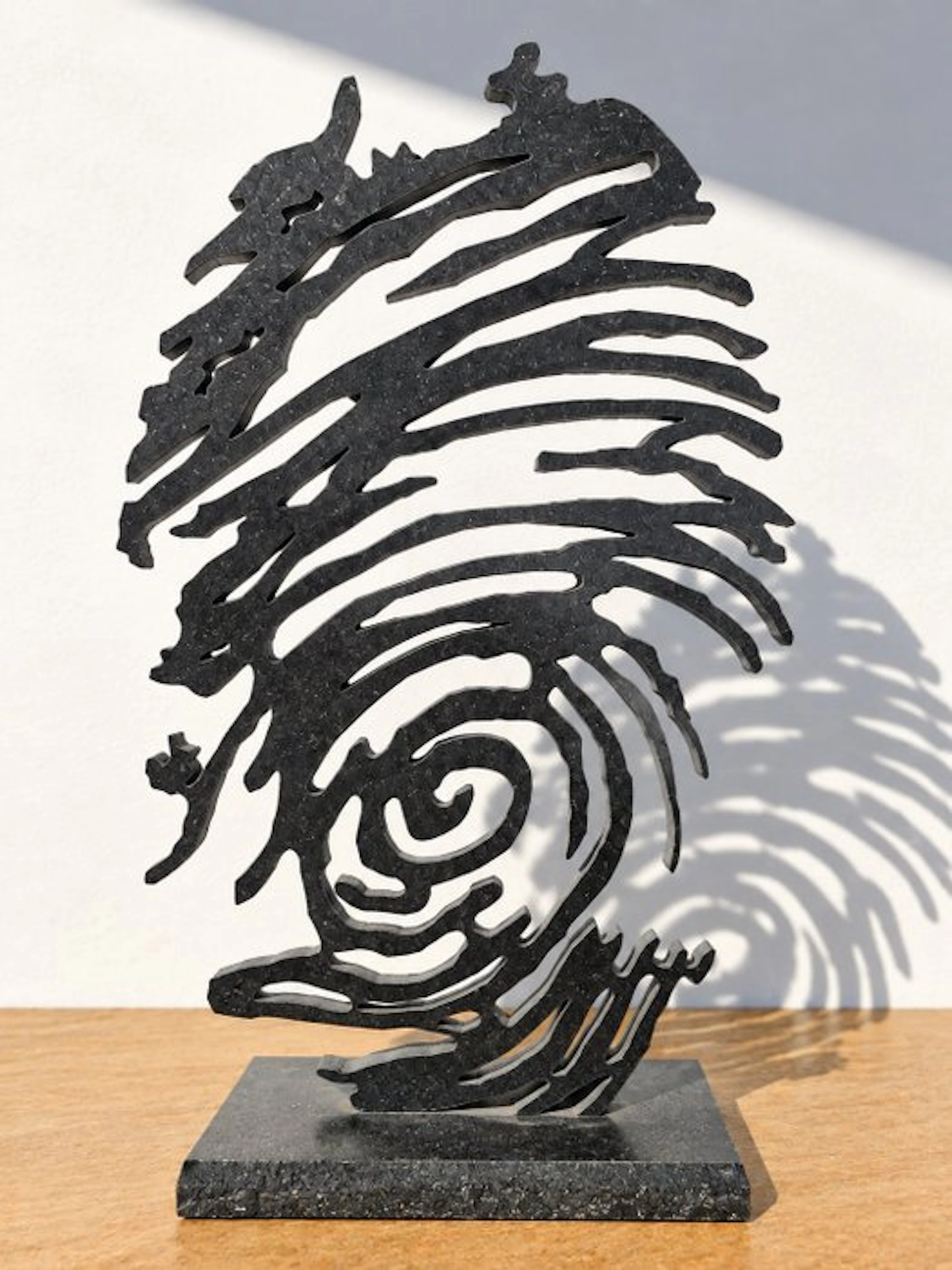 Sculpture, Impronta digitale - 60 cm - Granite