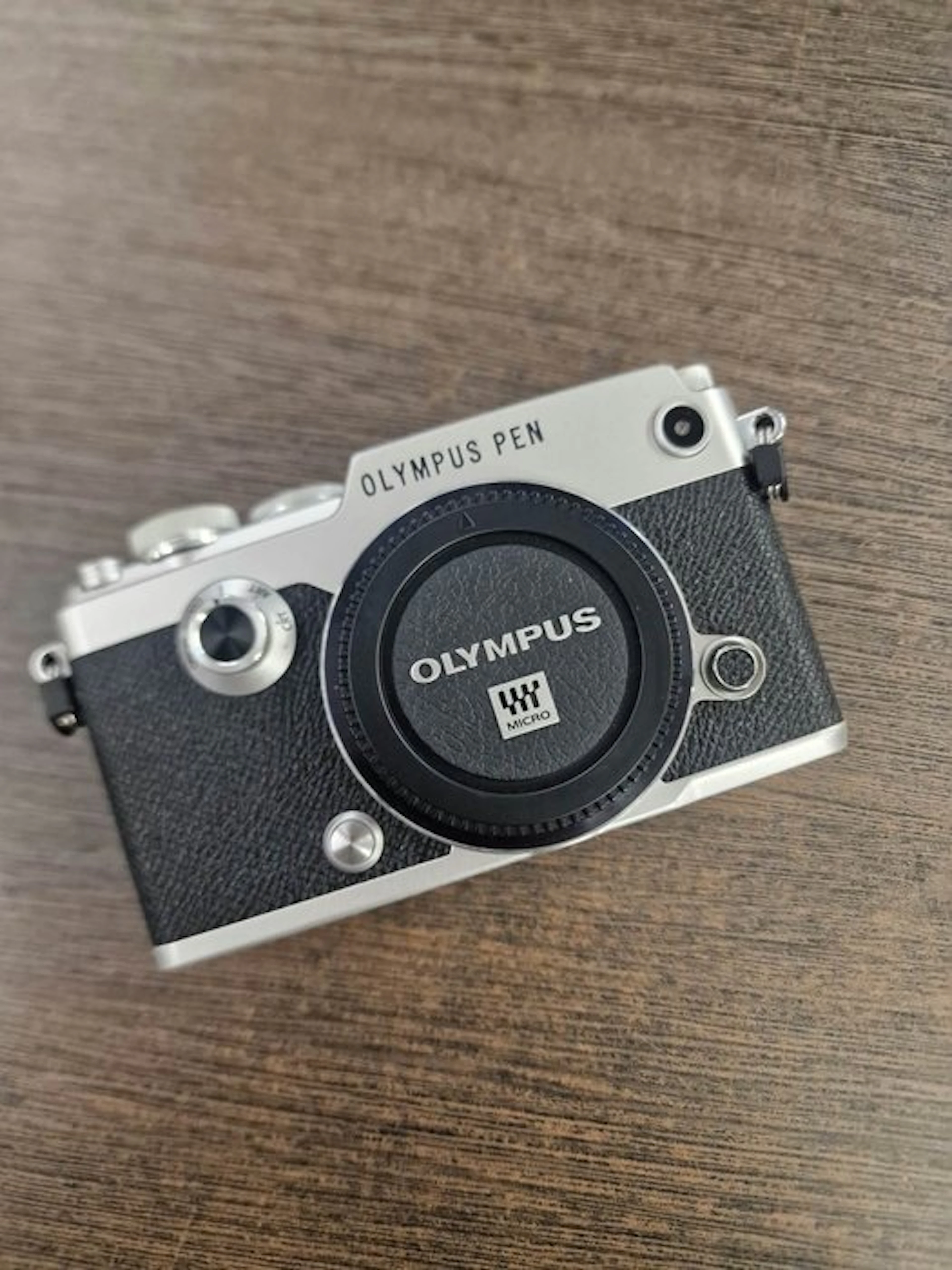 Olympus PEN-F + Zuiko 12-40/2.8 Single lens reflex camera (SLR)