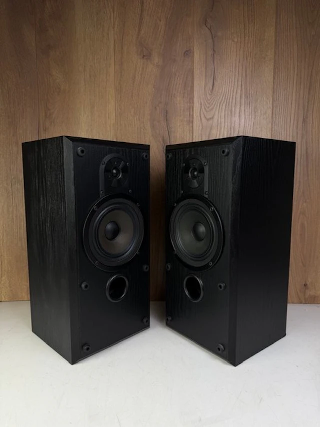 Bower & Wilkins - V-202 - 200 Series - Matching Pair Speaker set