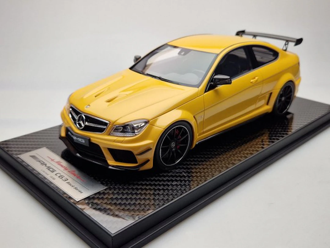 Memory lines 1:18 - Model car - Mercedes Benz C63 AMG...