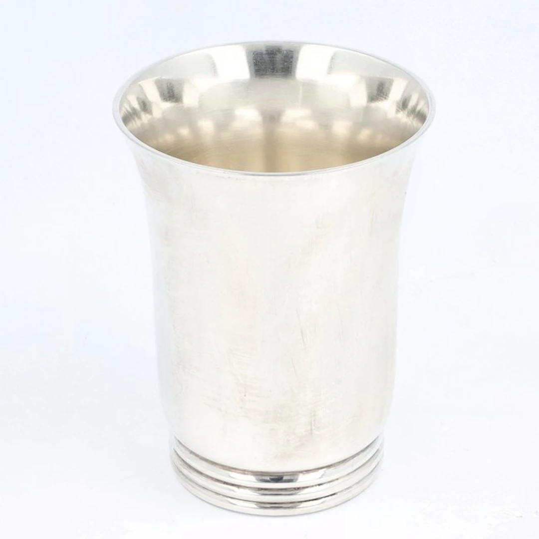 Lutz & Weiss. - Cup - .835 silver