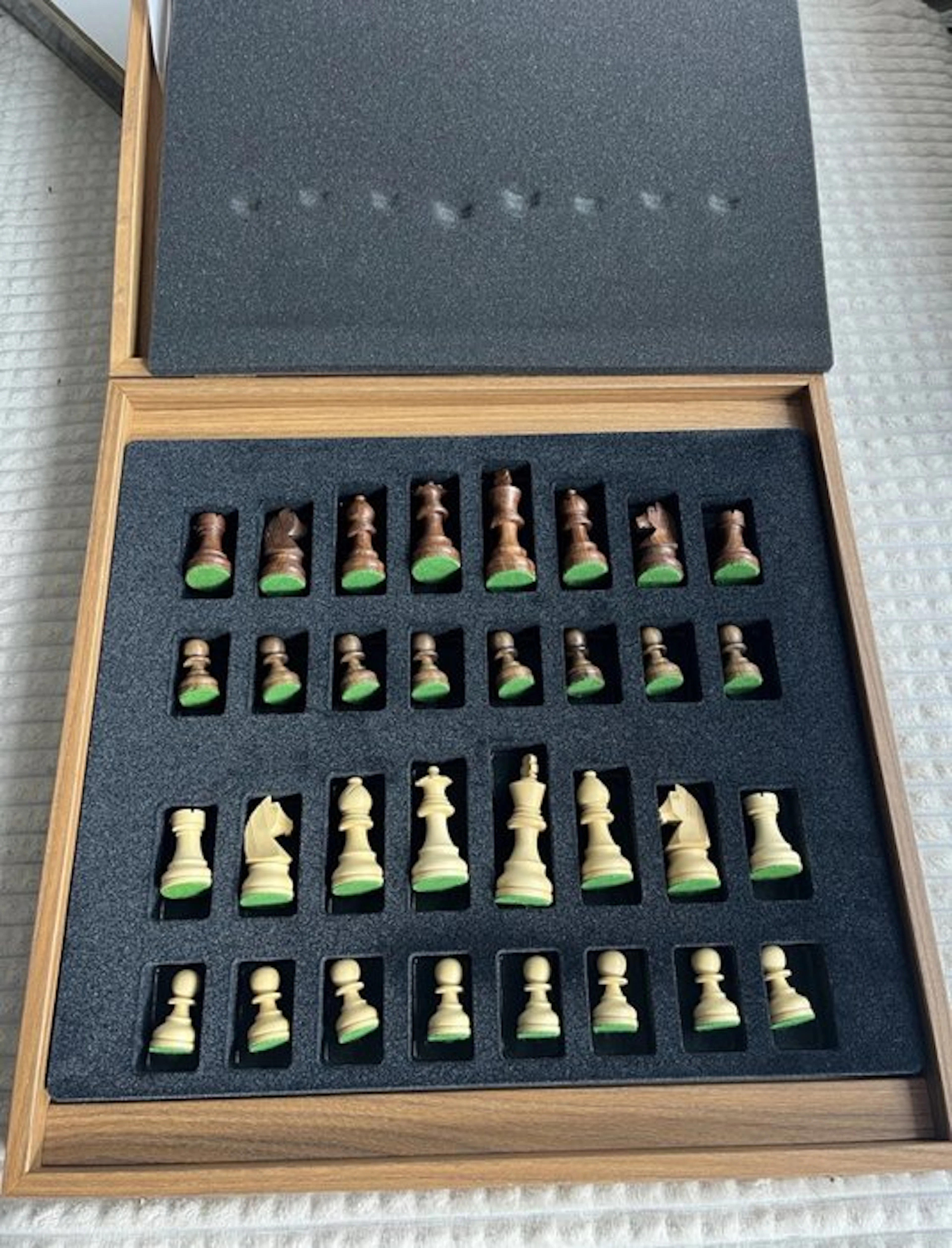 Manopoulos - Board game - Walnuss-Schachspiel – 40 x 40...