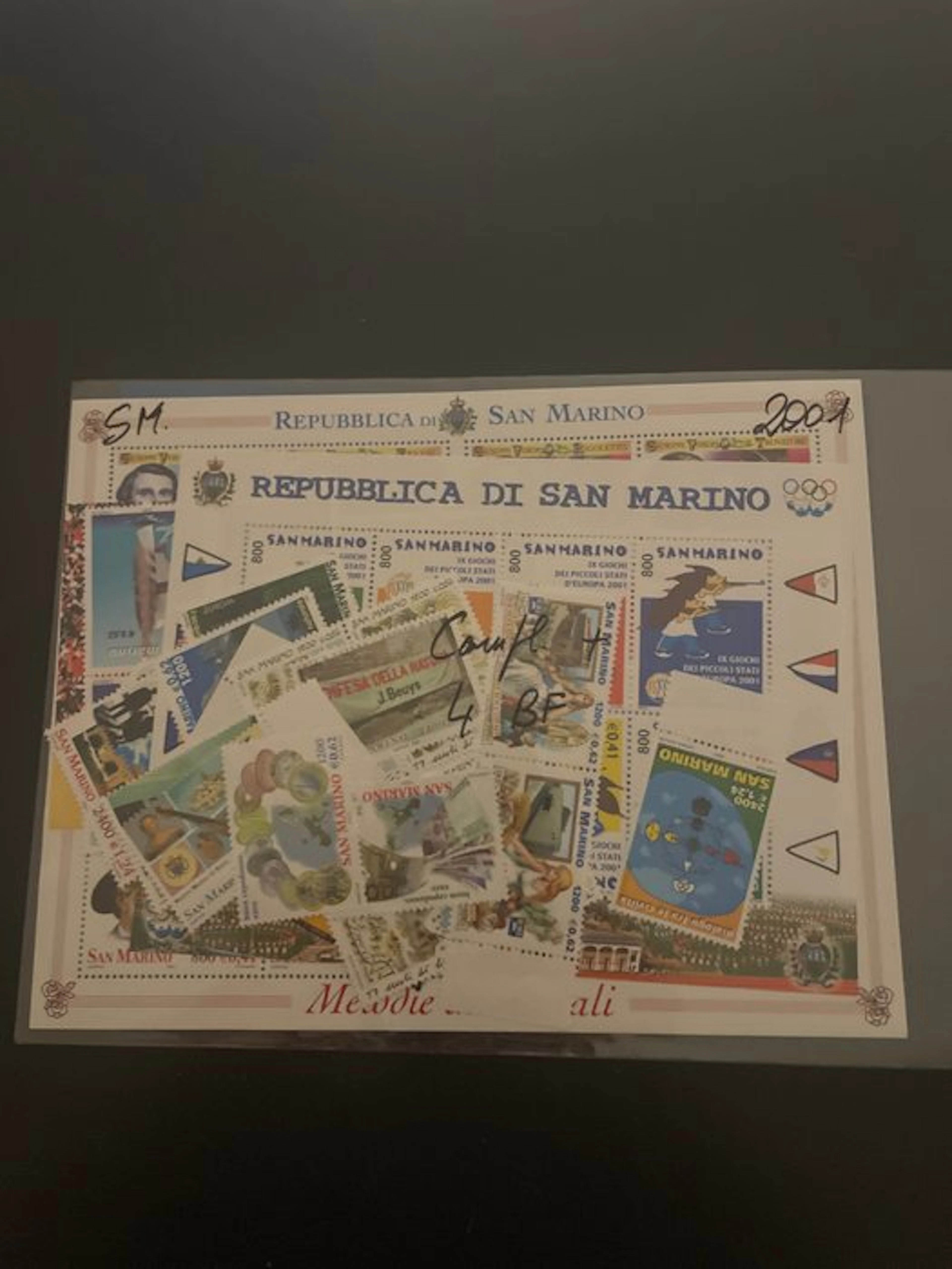 San Marino 2001/2002 - Complete sets from 2001 to 2002, new with intact rubber.