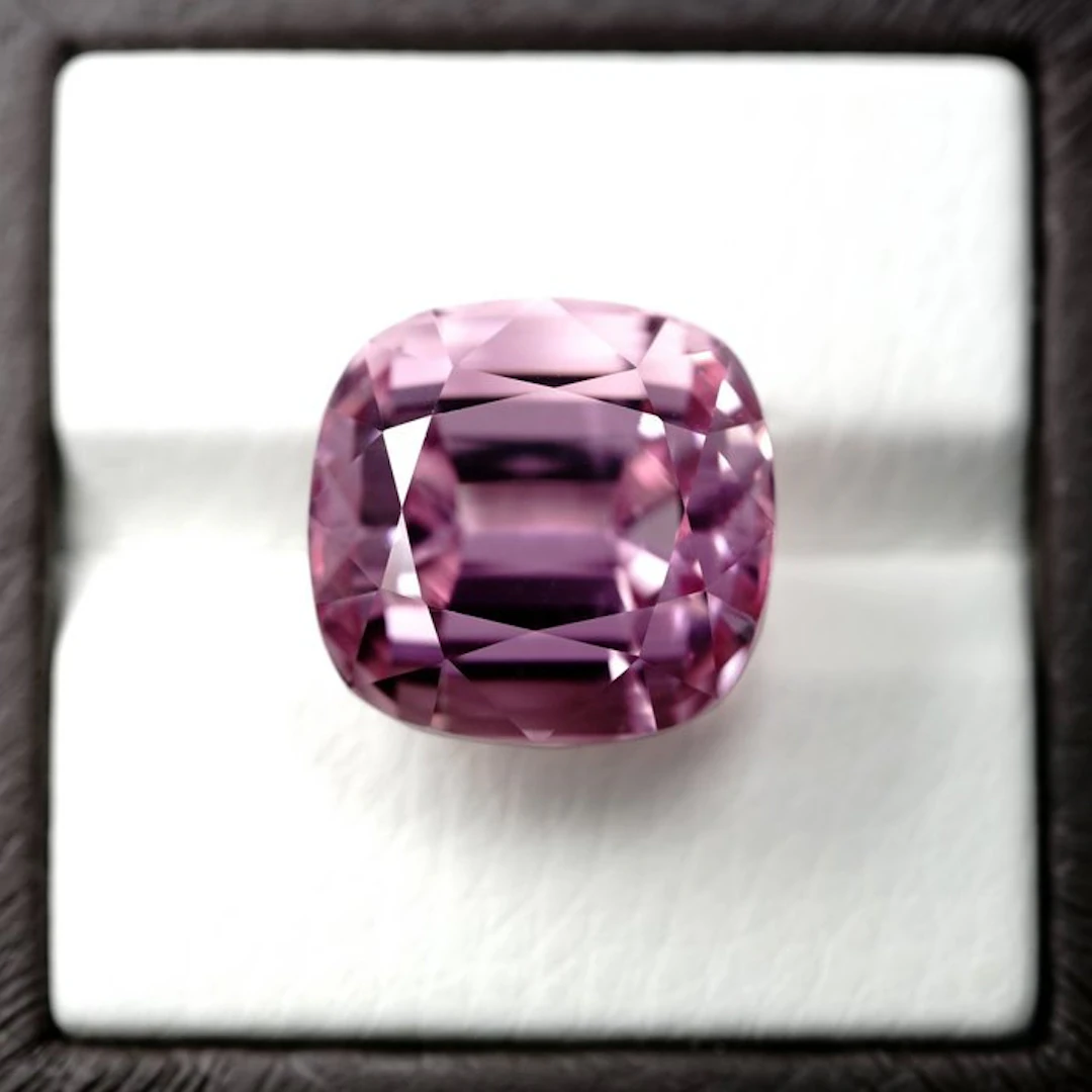 No reserve price - 1 pcs Pink