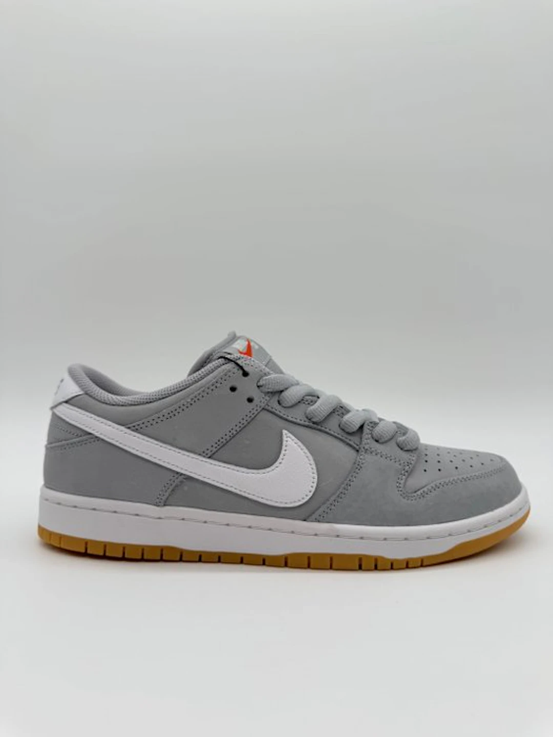 Nike - Nike SB Dunk Low wolf grey orange label - Sneakers - Size: EU 44