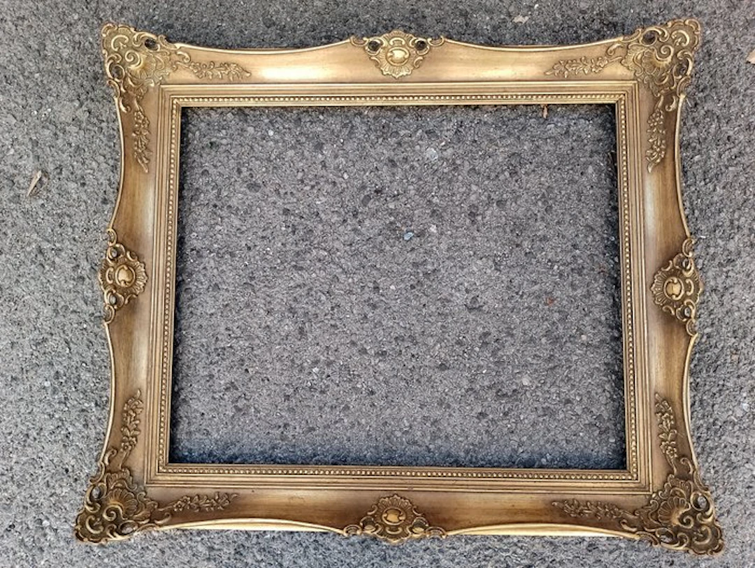 manifattura italiana - Display frame - wood and gilded...