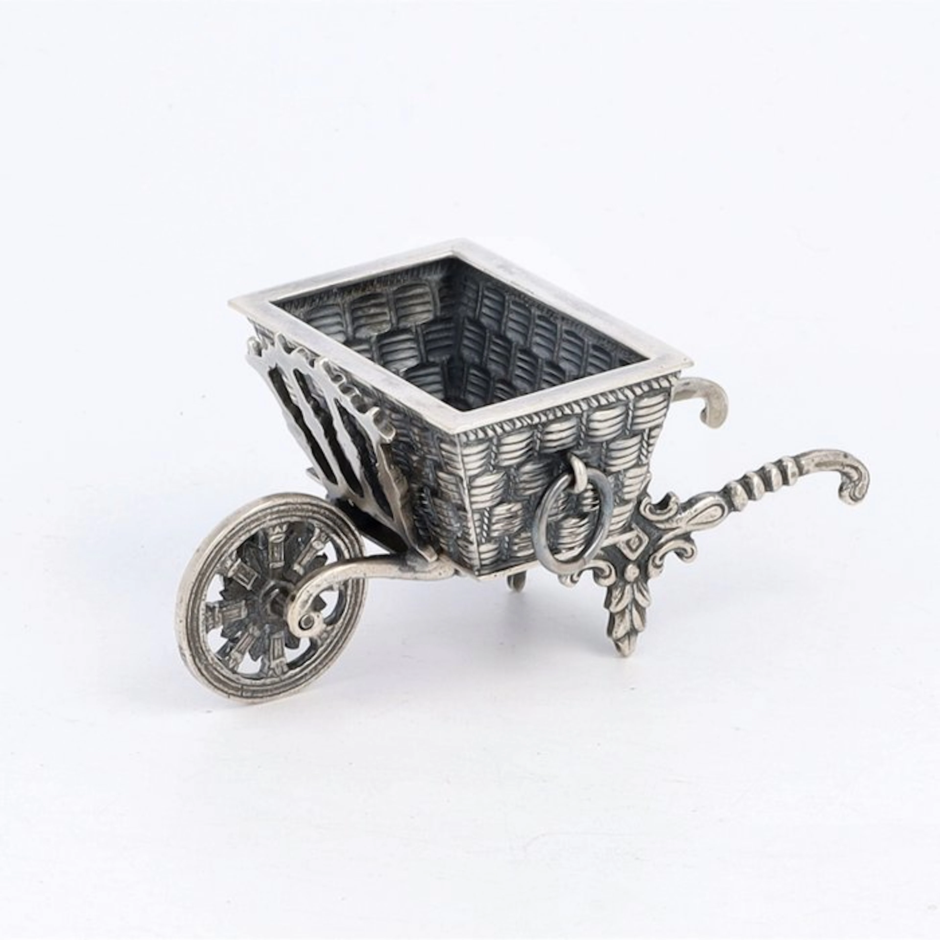 H. Hooijkaas - Kruiwagen met mand - Figurine - .835 silver