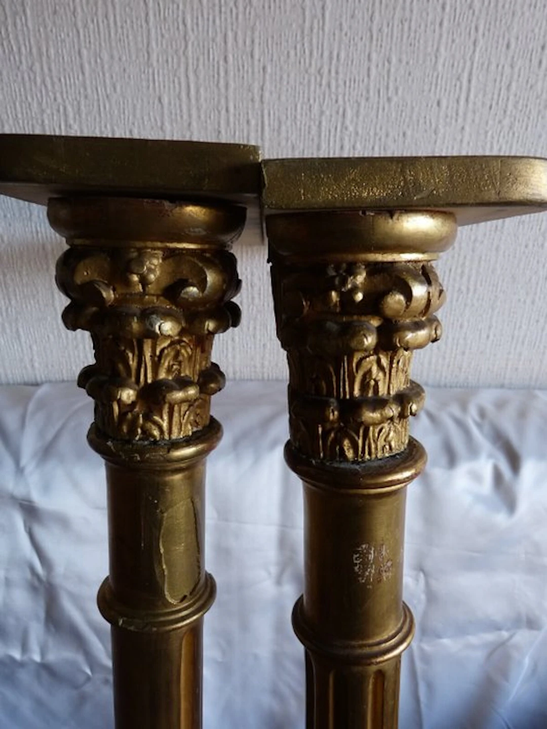 Columnar carving, colonne corinzie - 91 cm - Gilt wood