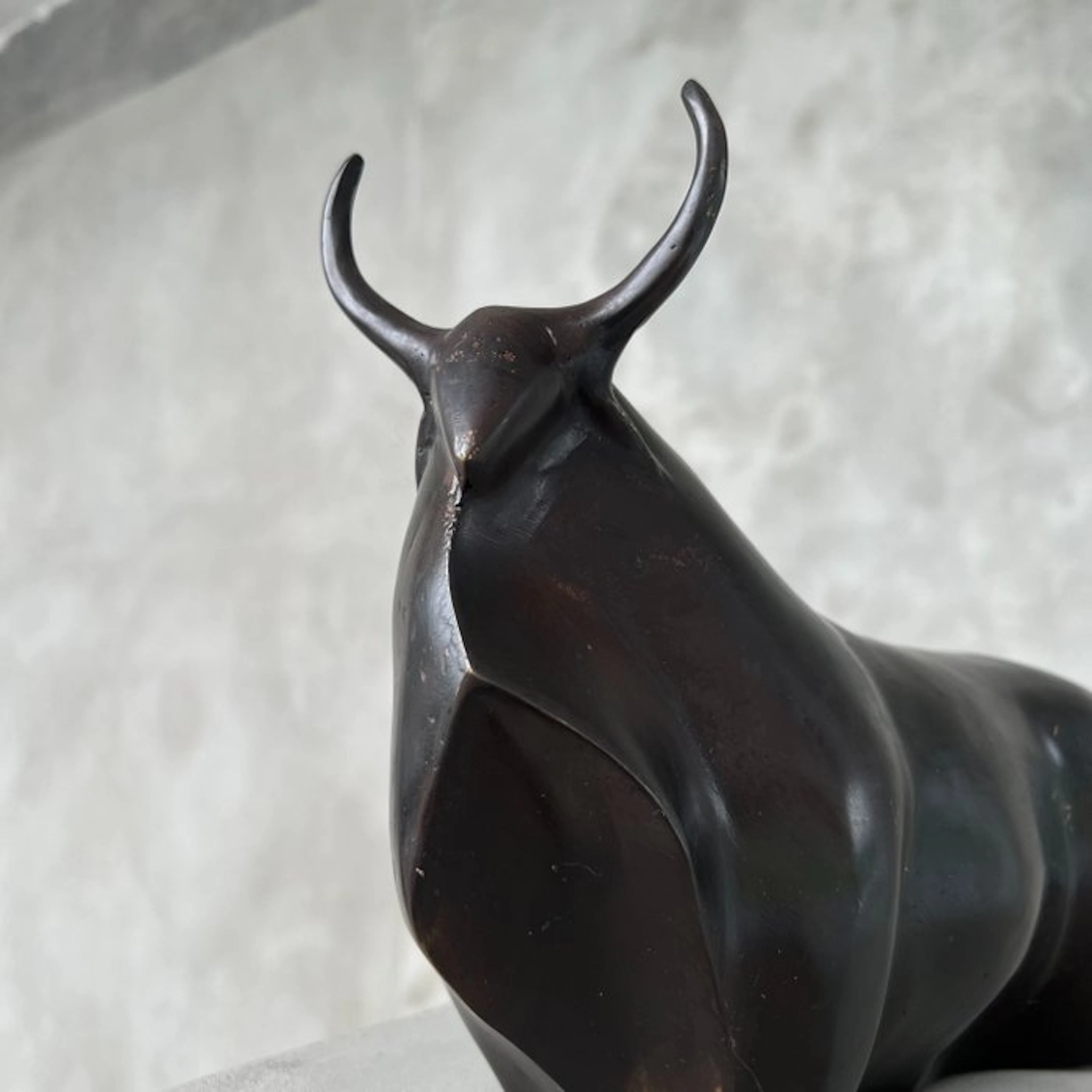 Sculpture, NO RESERVE PRICE - Abstract Bull Sculpture - 14 cm - Bronze