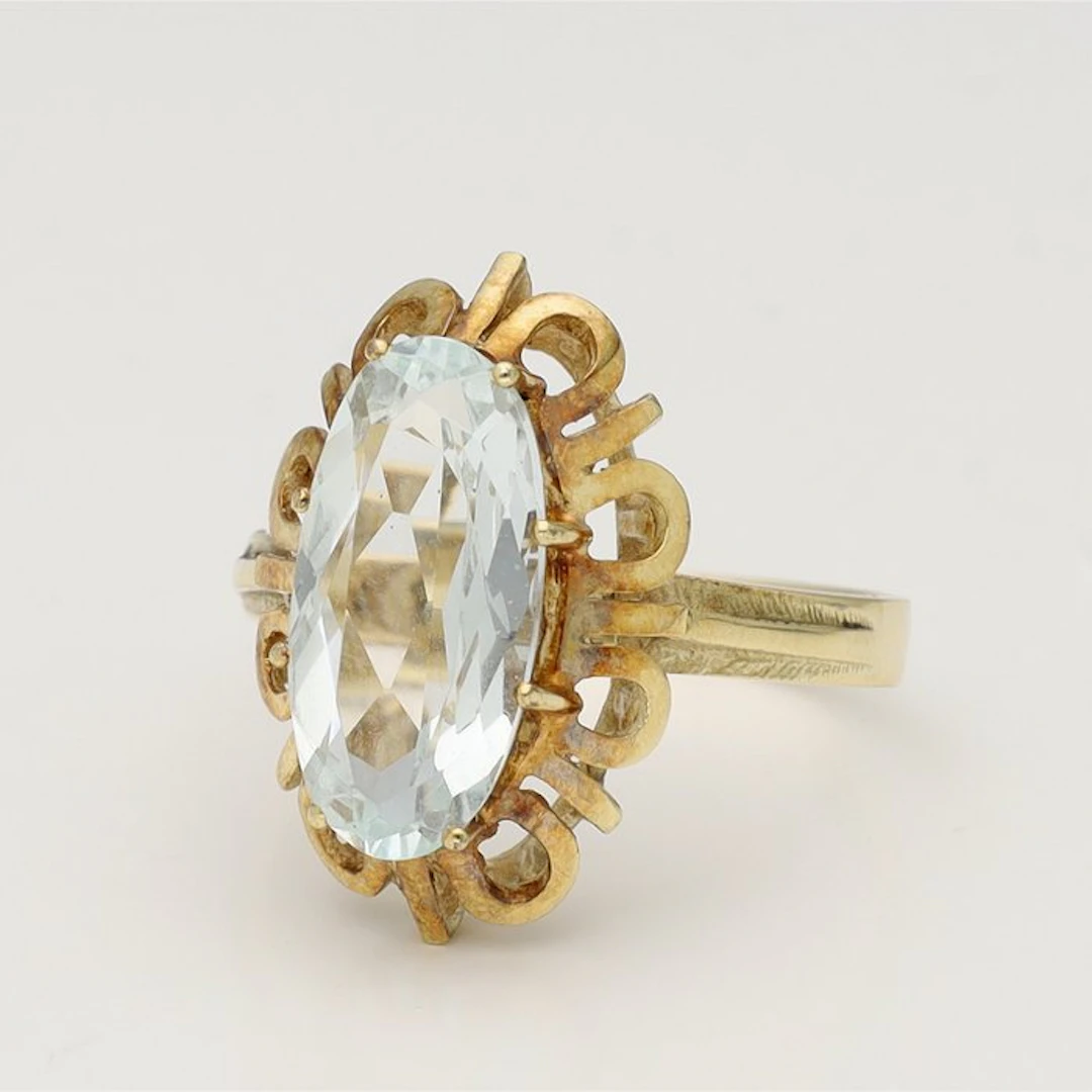 Ring - 14 kt. Yellow gold - 4.26ct. tw. Aquamarine