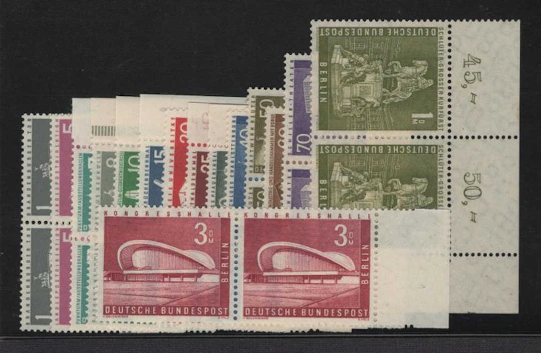 Berlin 1956 - "Cityscapes" completely as arc pairs with borders -