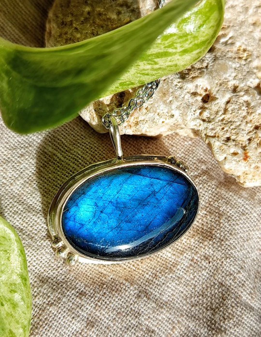 Jewelry 'Galatea' in 925 silver with blue Labradorite