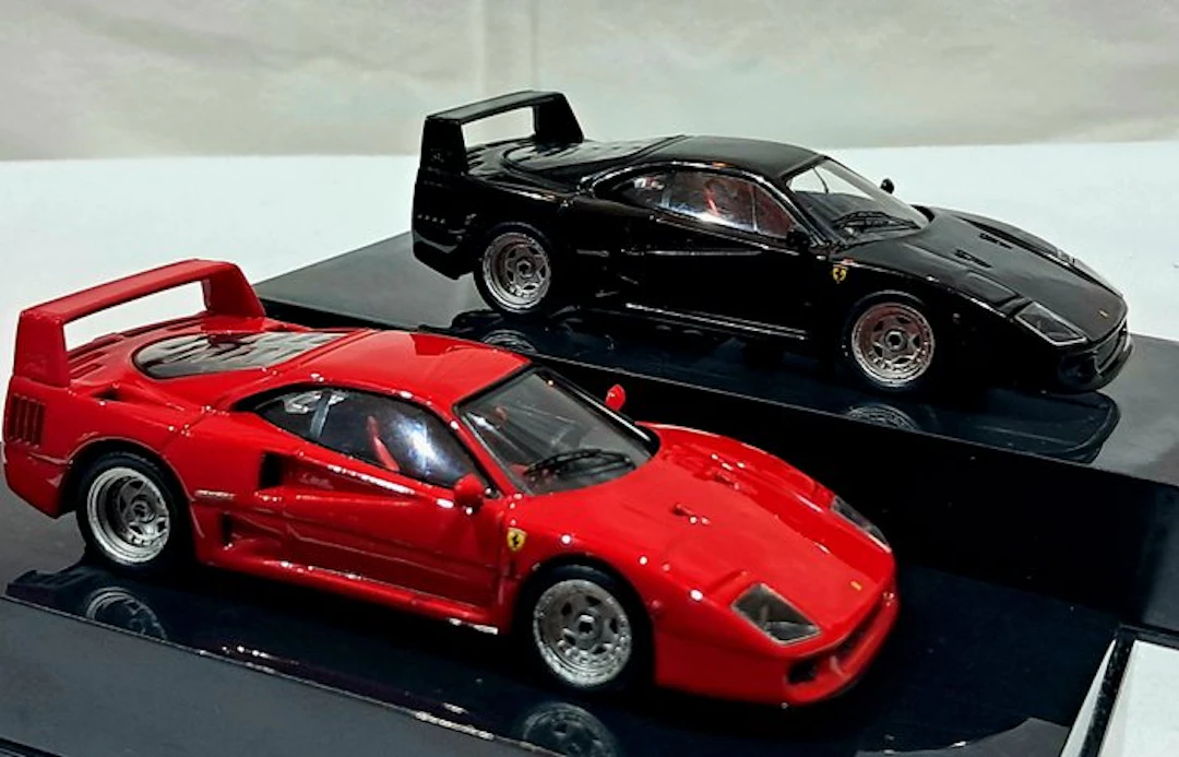 Hot Wheels 1:43 - Model sports car (2) - Ferrari F40 - Hot Wheels Elite