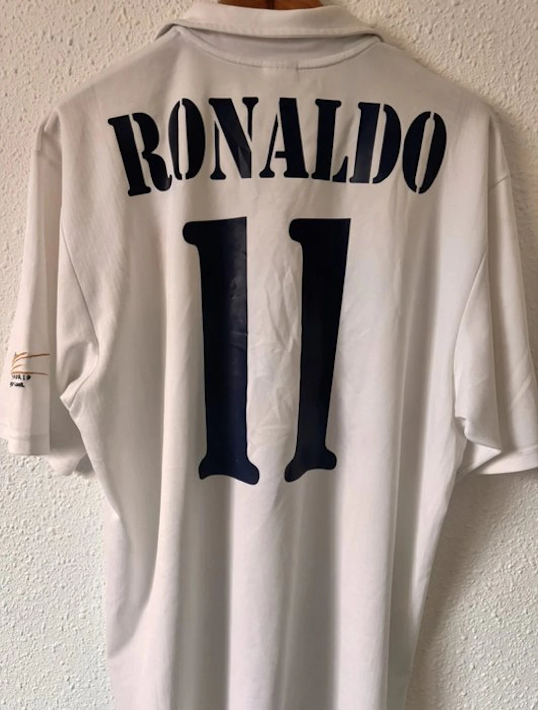 Real Madrid - Spanish Football League - Ronaldo - 2002 - Football shirt