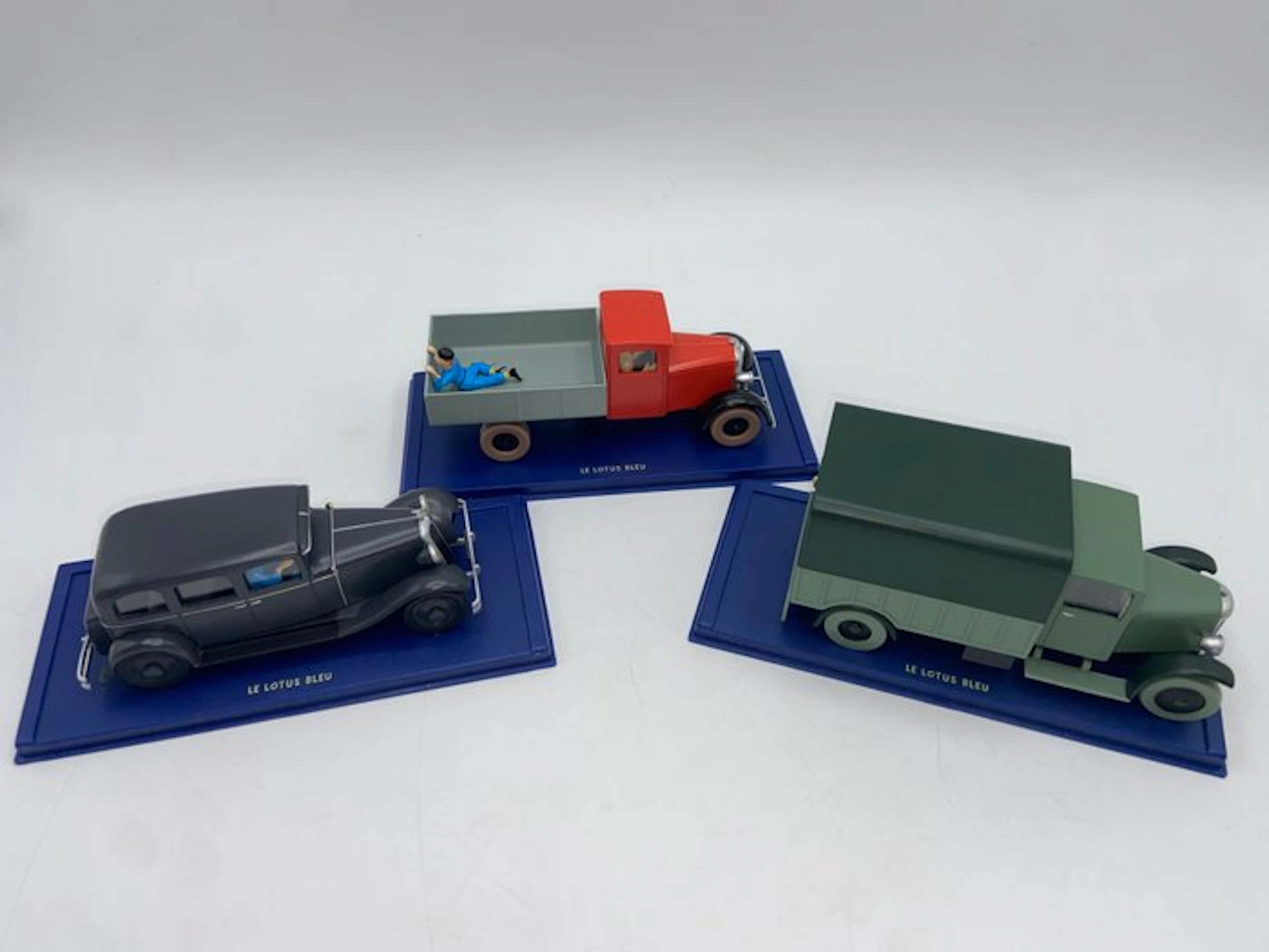 Atlas 1:43 - Model car (3) - Tintin – « The Blue Lotus » – Mitsuhirato's Sedan