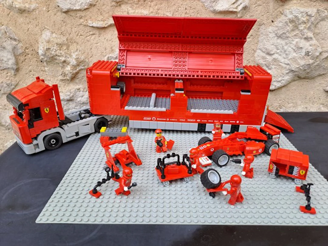 LEGO Set - 8654 - Speed Racer - 8654 Camion Ferrari Scuderia Truck F1