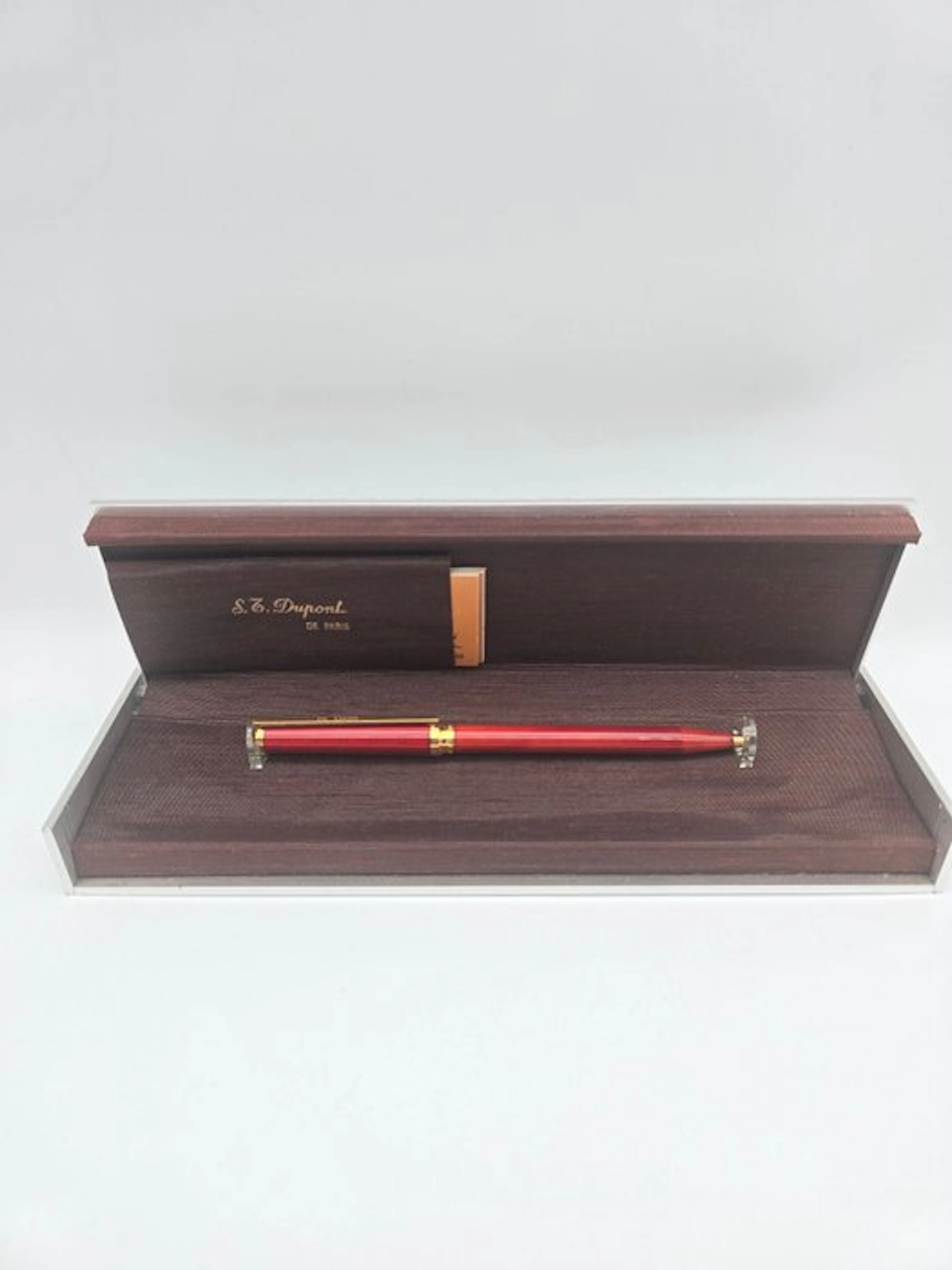 S.T. Dupont - S T Dupont Montparnasse New old stock (1980s) - Chairman Grenat