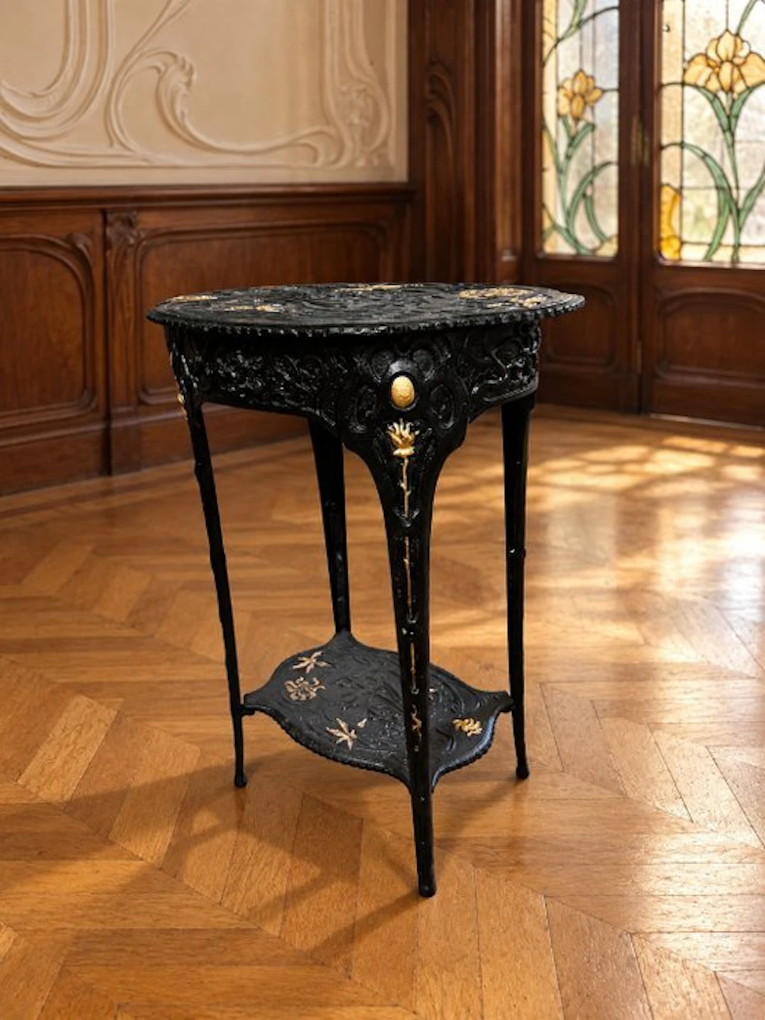 Side table - black with gold - Cast iron - Art Nouveau style