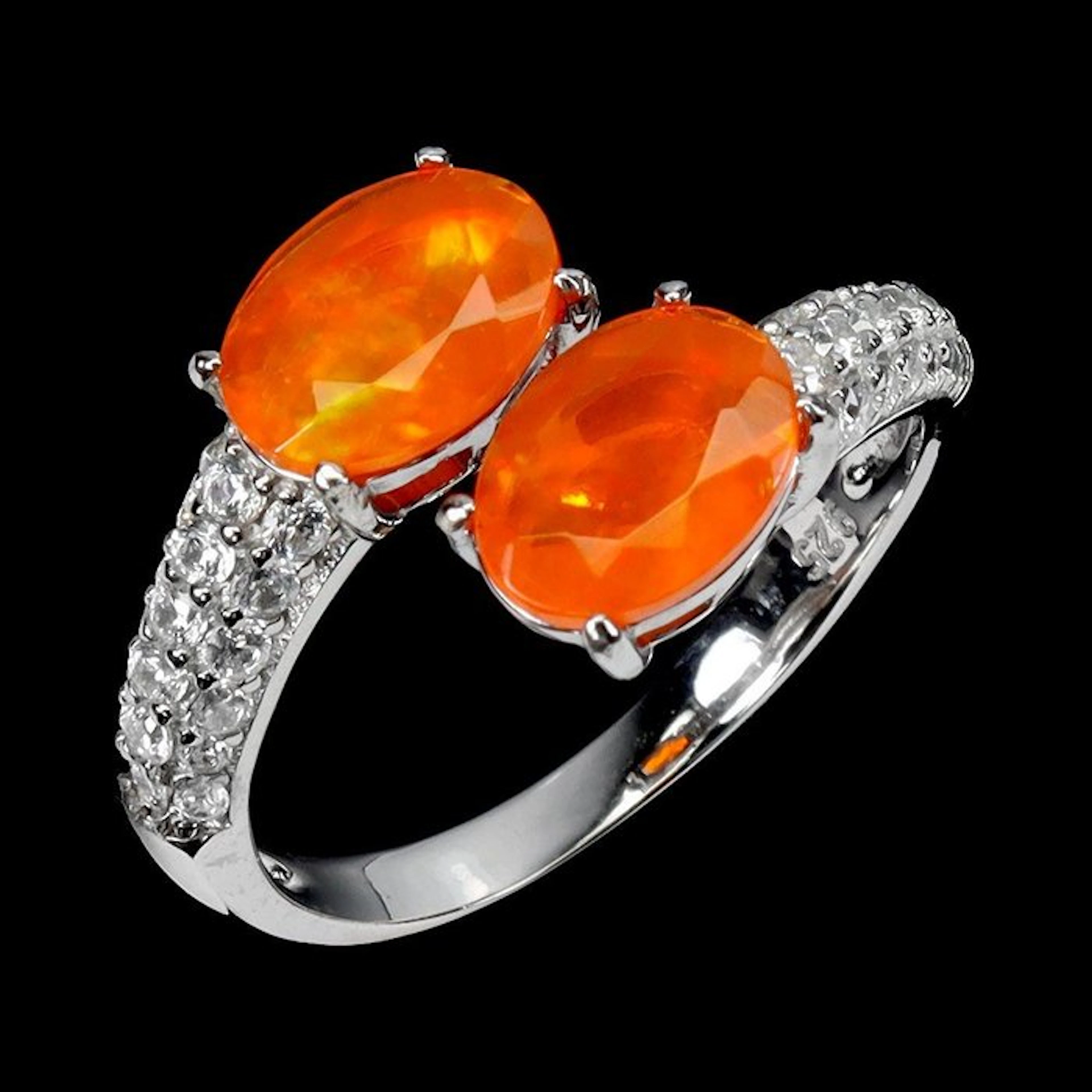 No reserve price - Ring 14K White Gold plated, 925 Silver - Orange Fire Opal