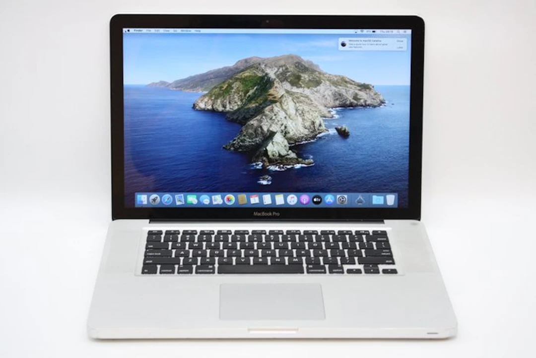 Apple MacBook Pro 15 inch | Intel Core i7 2.3Ghz CPU |...