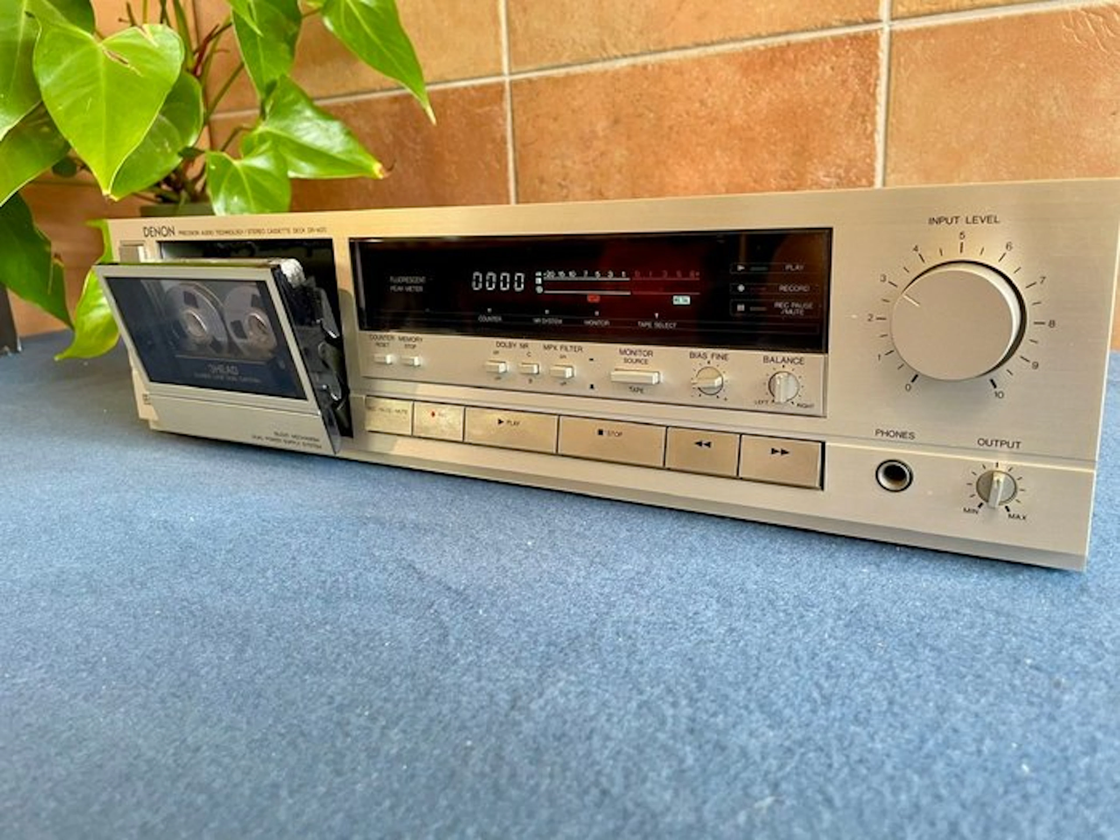 Denon - DR-M20 3-head Audio-cassette deck