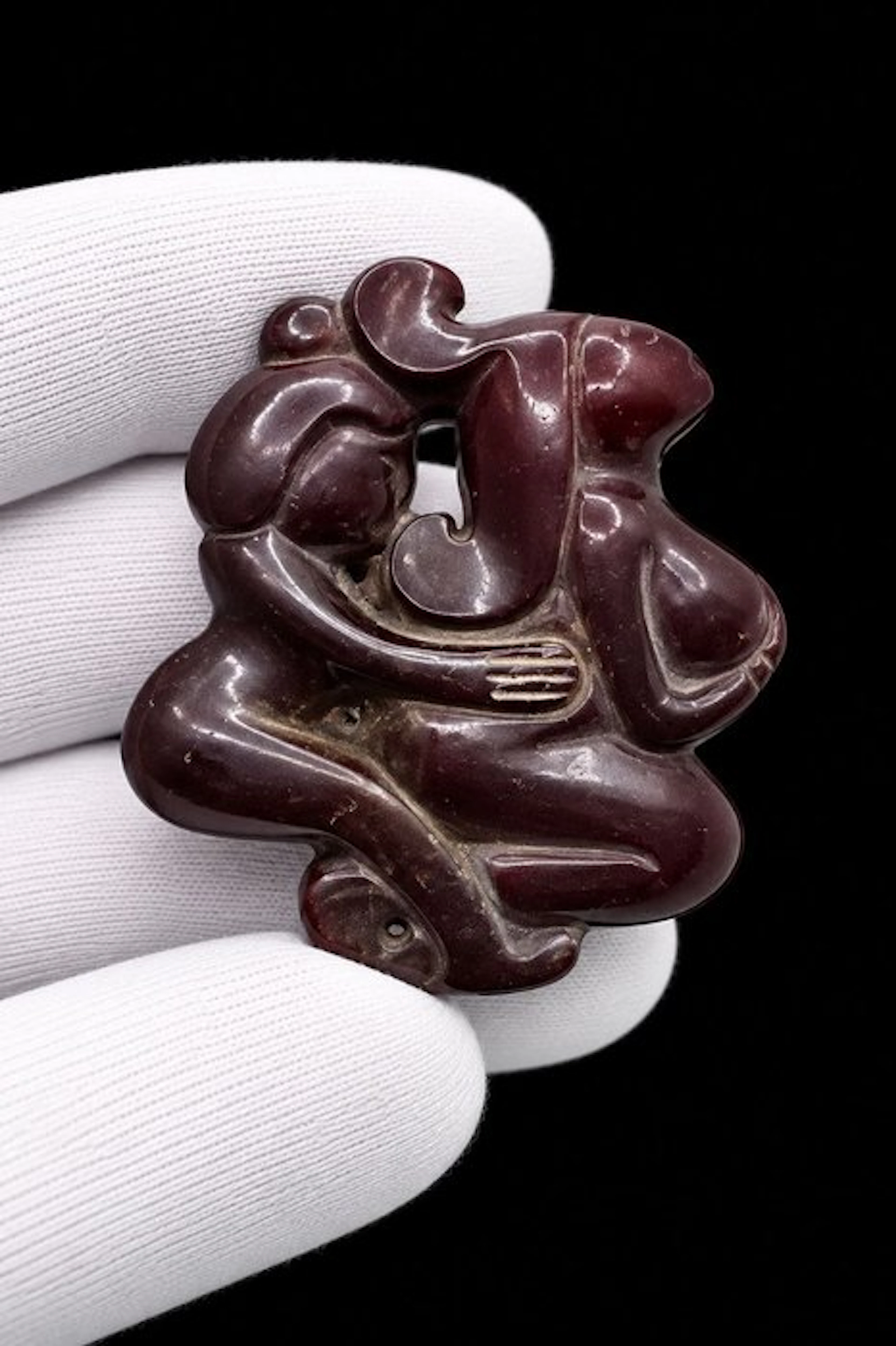 Carved Nephrite Fertility Amulet - Nephrite Amulet - Amulet