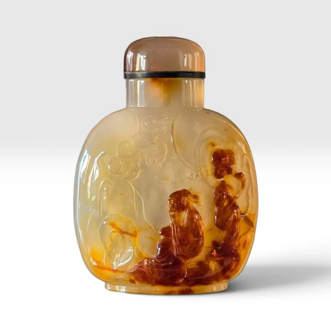 Snuff bottle - Agate - CAMEO AGATE SNUFF BOTTLE