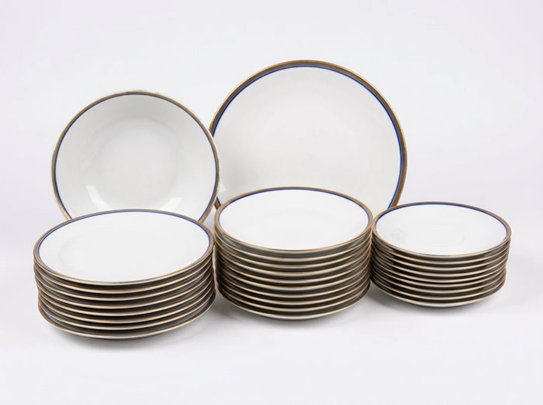 Table service (32) - Porcelain