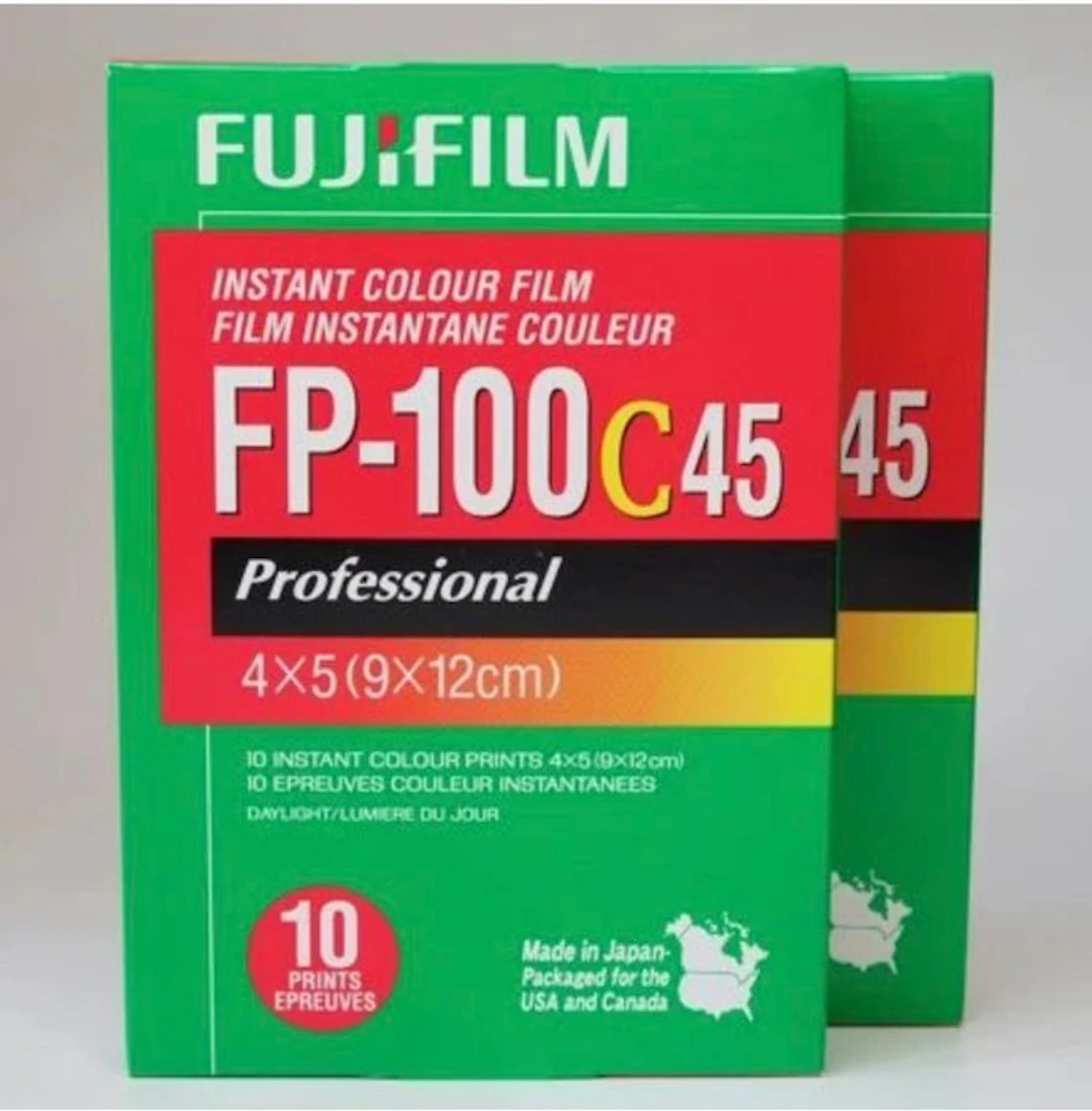 Fuji 5 x FP100 C45 Instant camera
