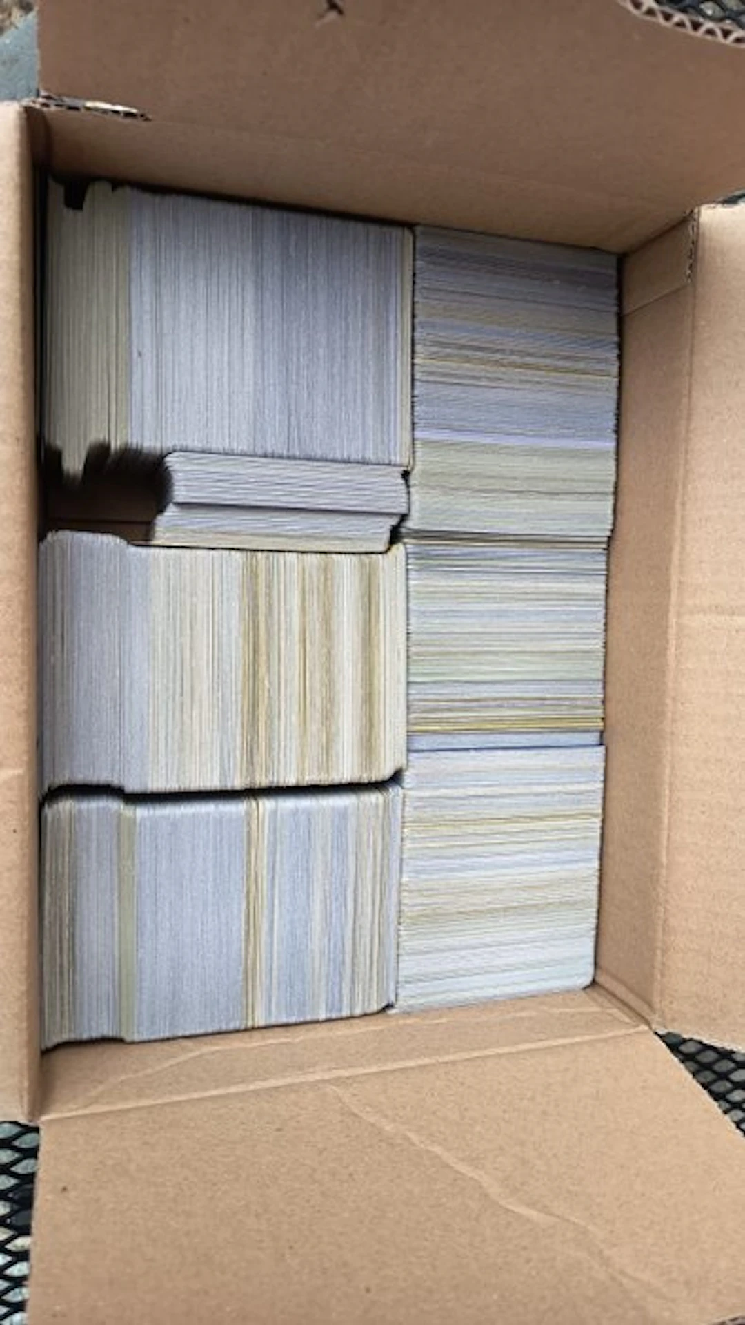 Pokémon - 2500 Bulk cards - Various sets