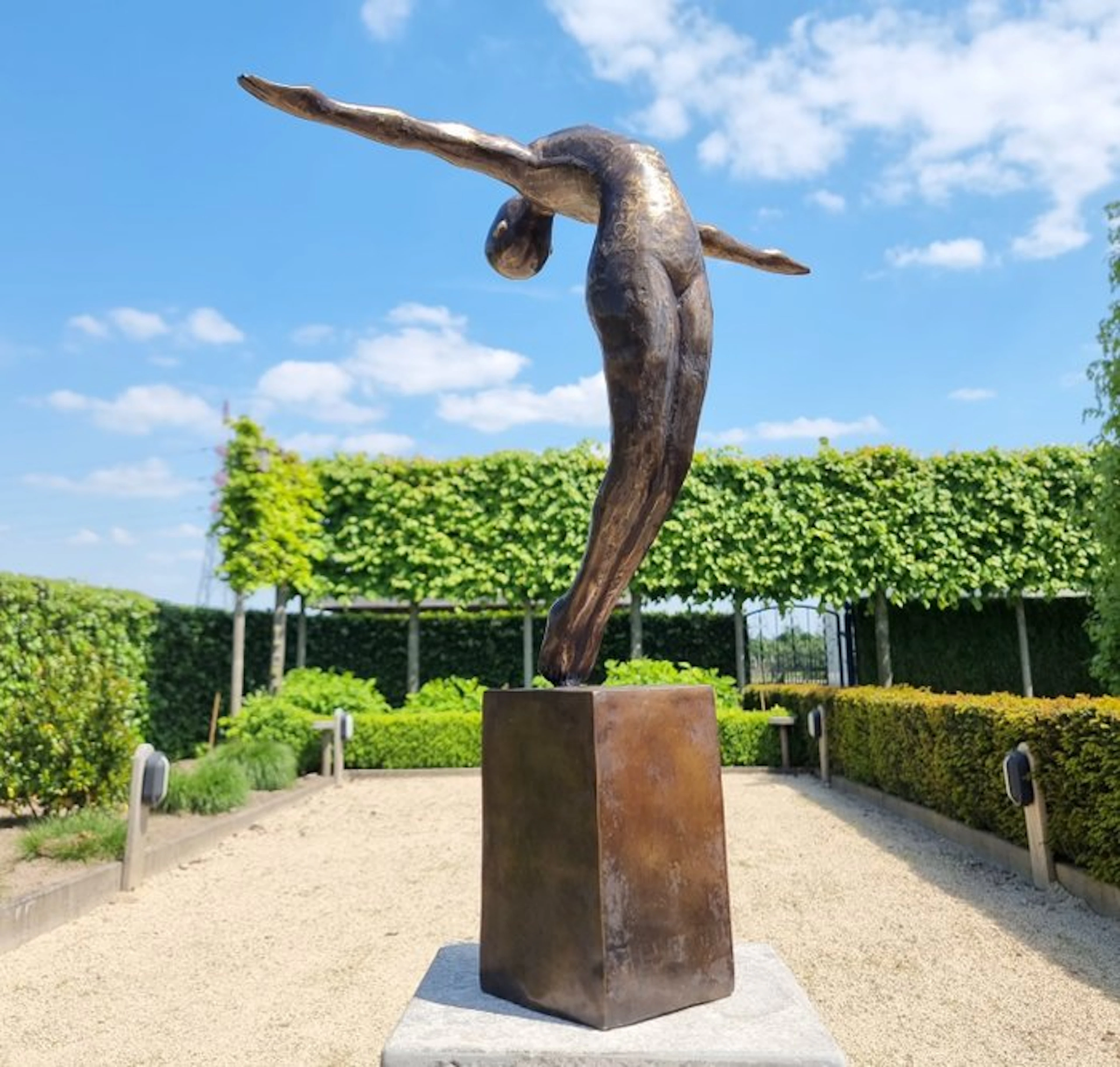 Figurine - Abstract atleet - Bronze, Marble